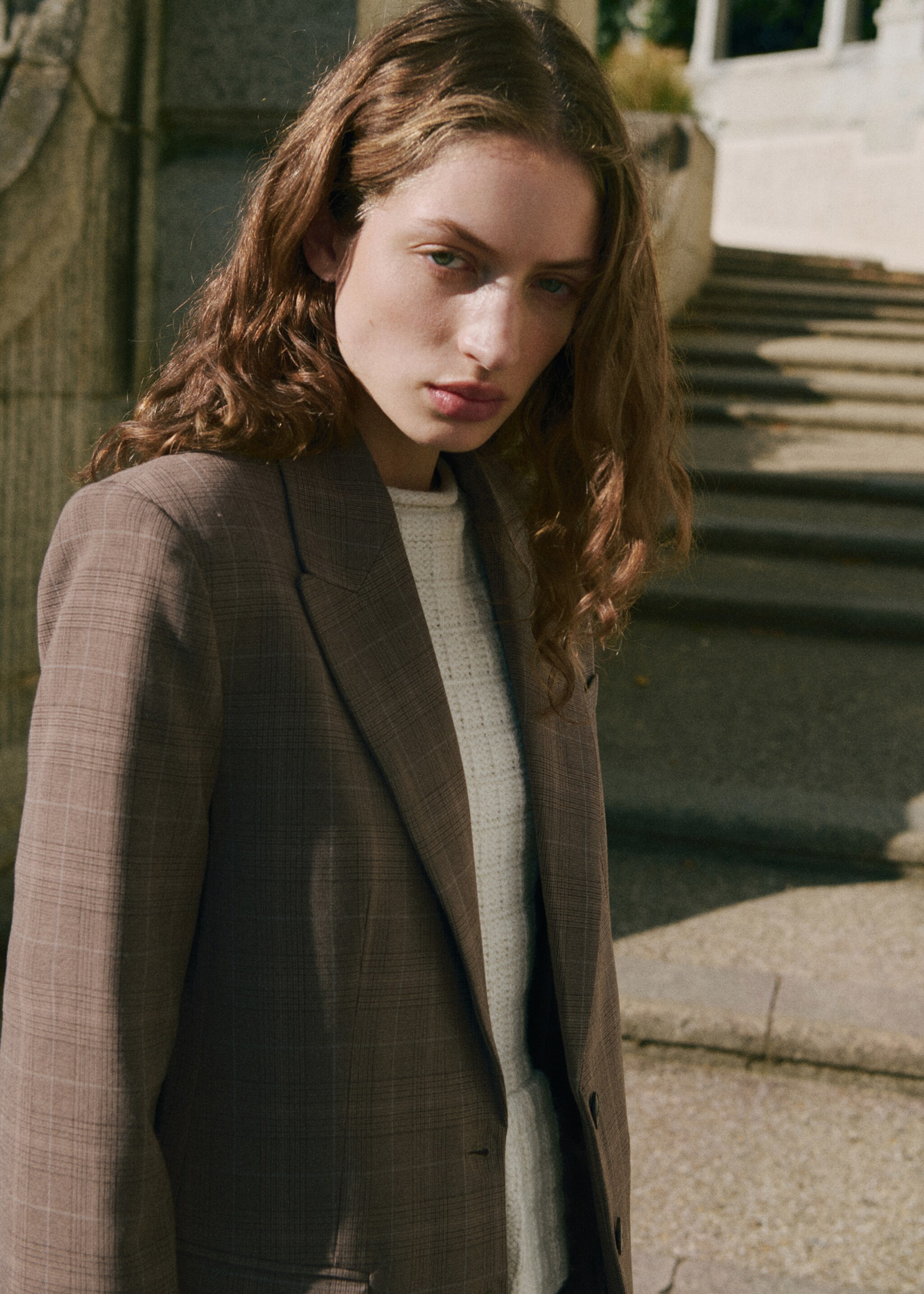 Check suit jacket - Details of the article 2, Medium Brown. Ref: 17086742-00.