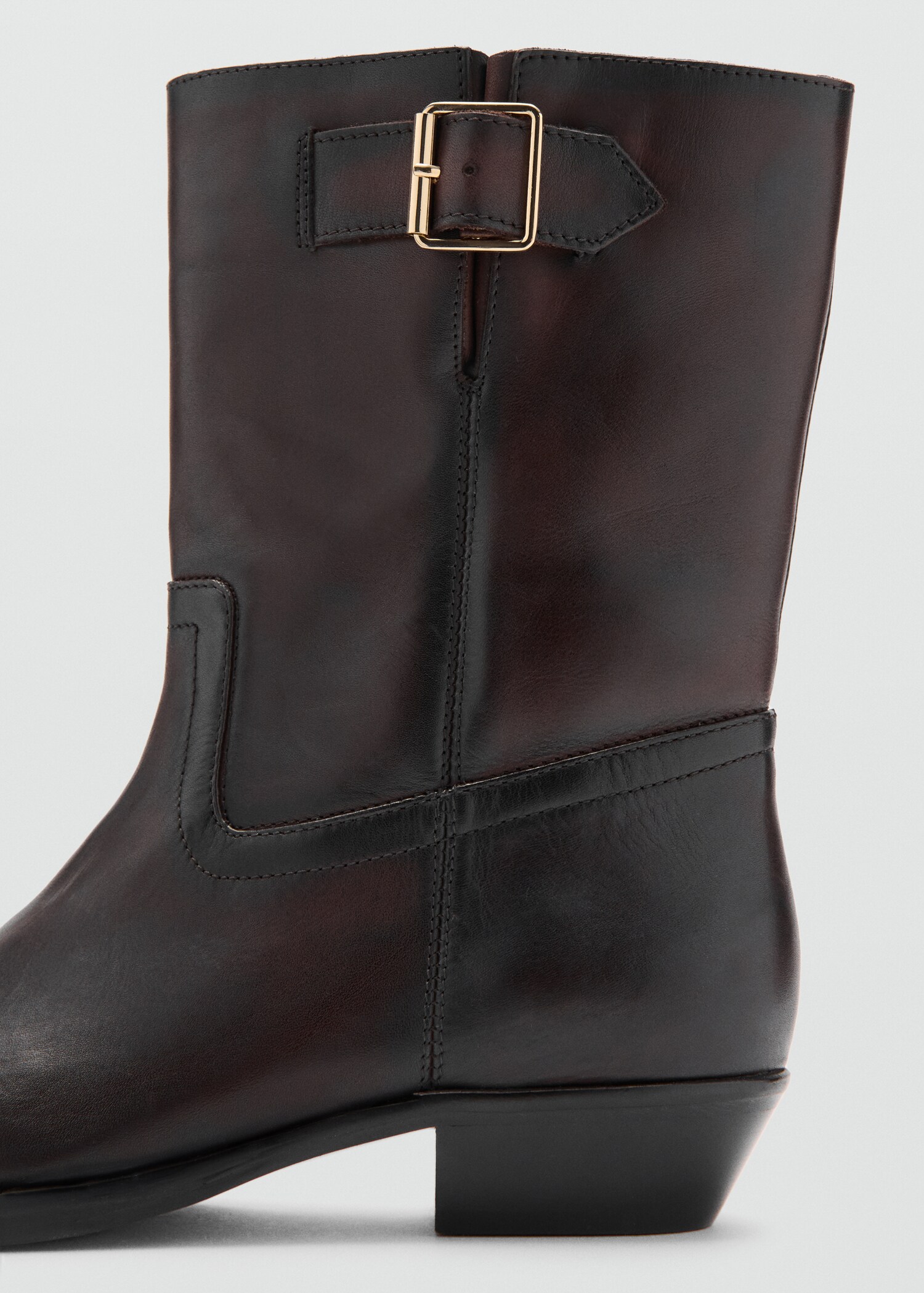 Buckle ankle boots - Details of the article 1