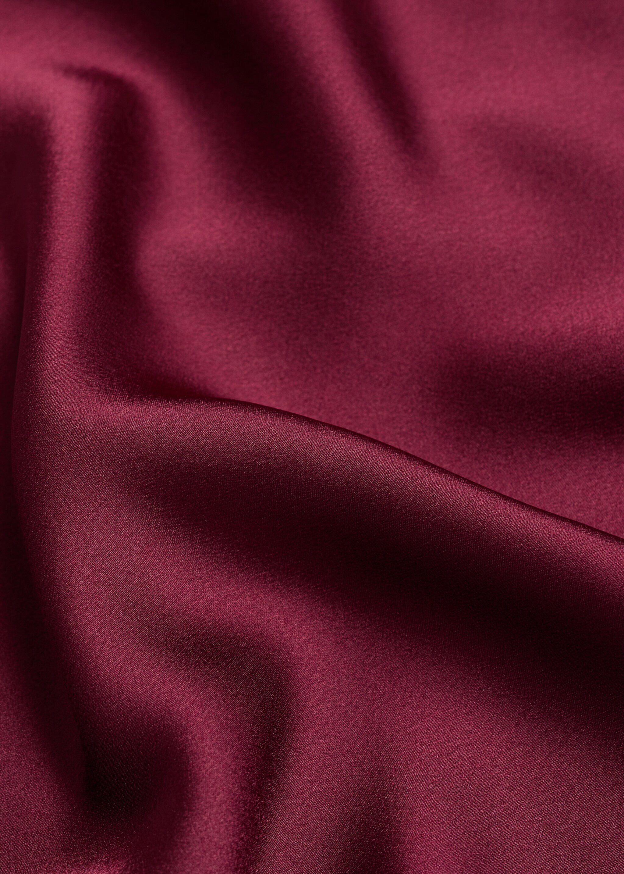 Satin midi-nightdress - Details of the article 0, Red. Ref: 17087127-00.