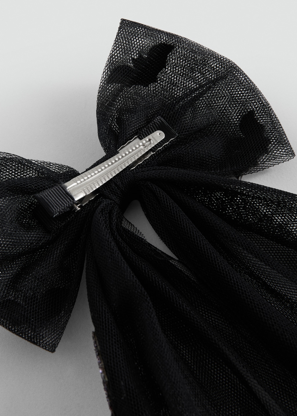 Bat barrette with bow