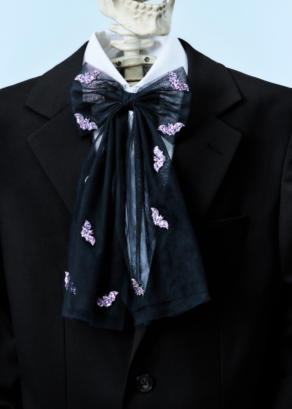 Bat barrette with bow