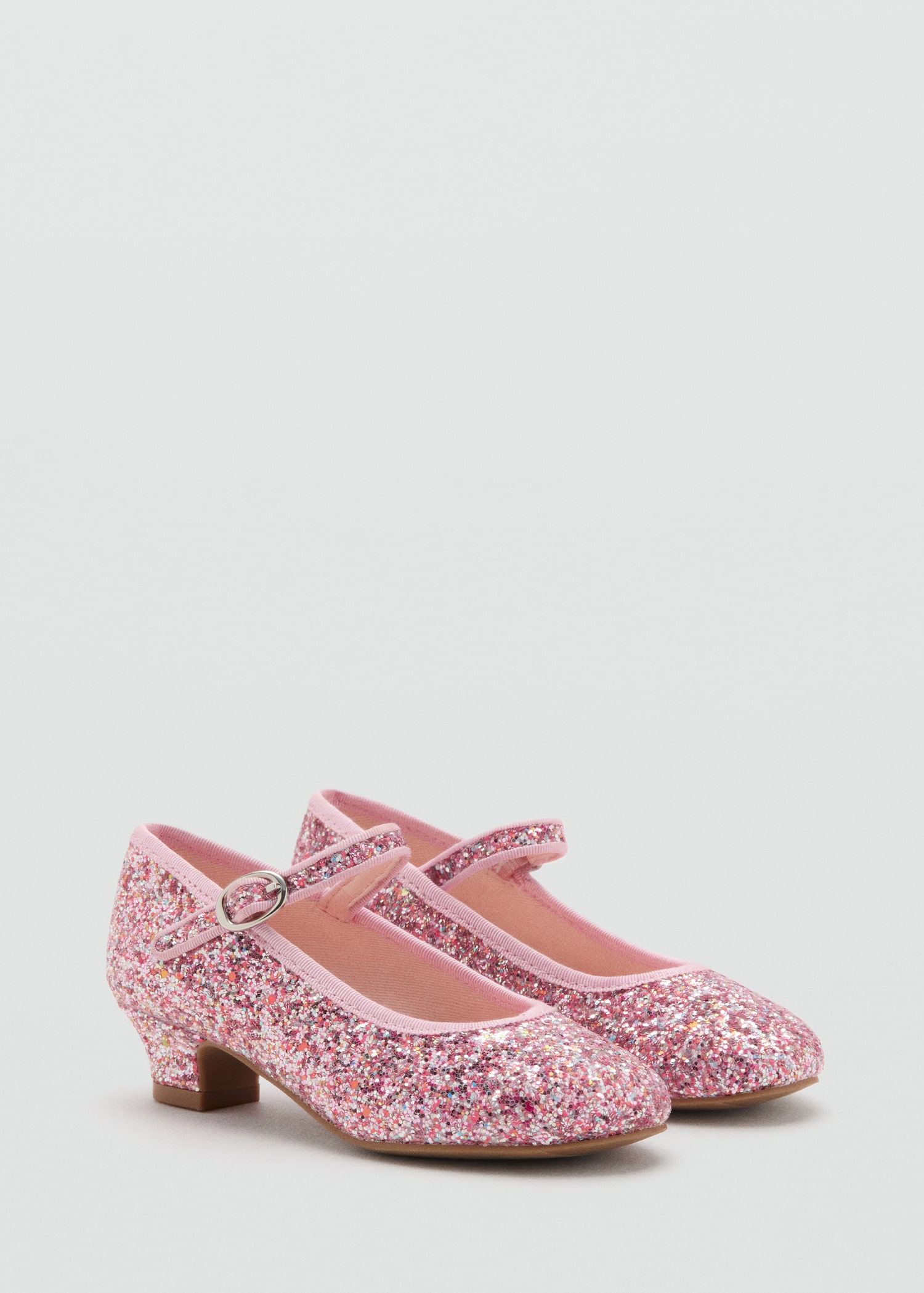 Chaussures princess - Plan moyen