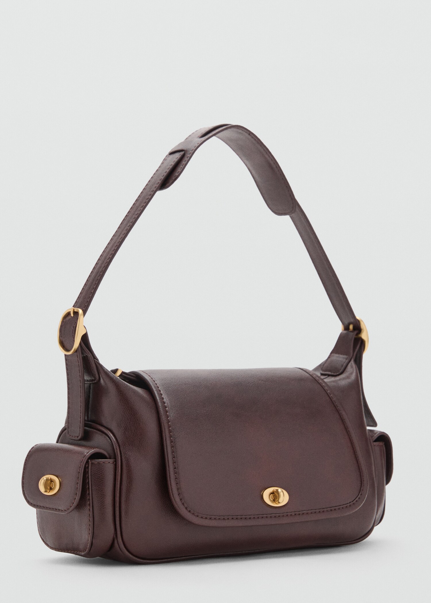 Sac porté épaule poches - Plan moyen