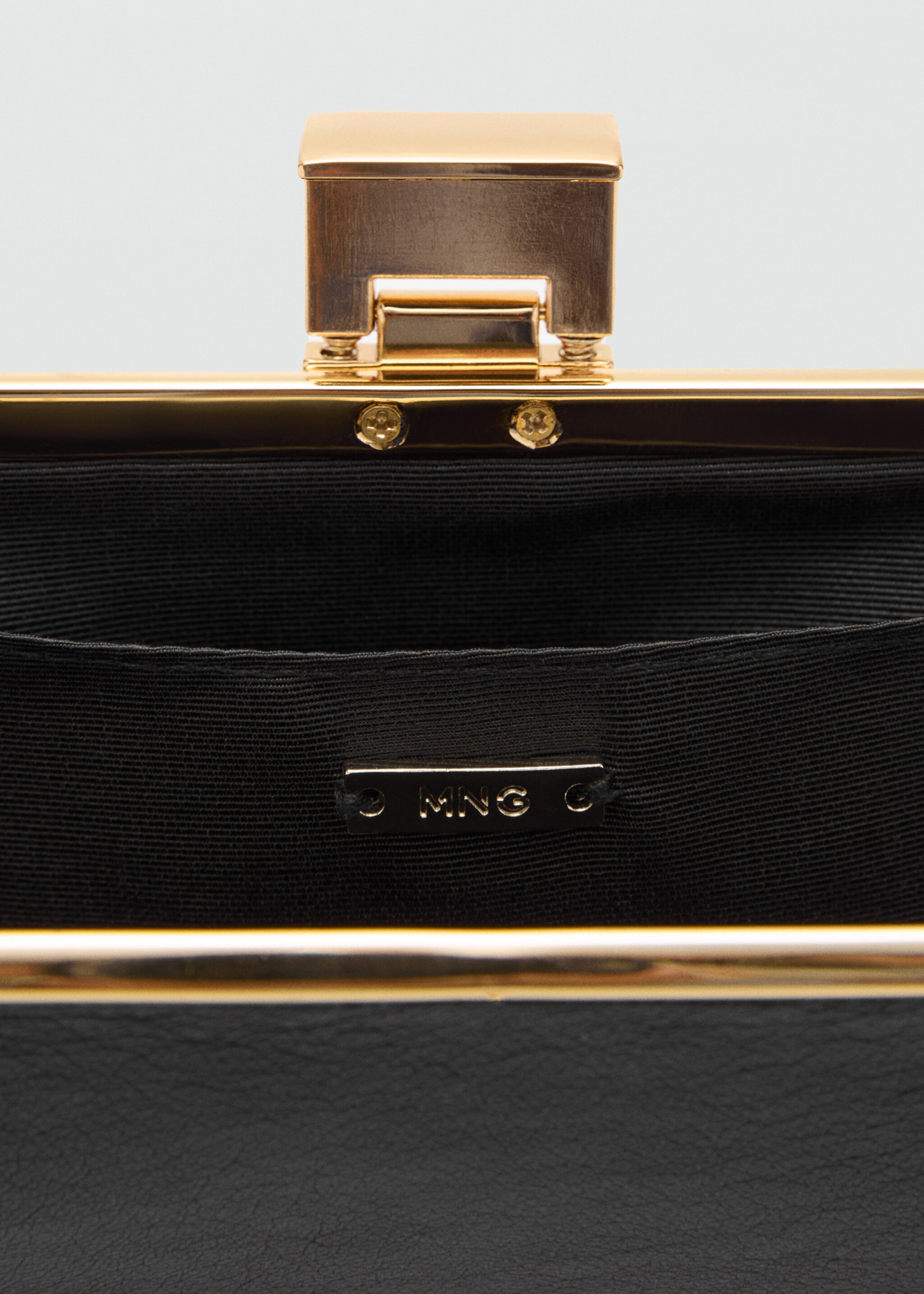 Metallic clutch handbag - Details of the article 2, Black. Ref: 17087769-00.