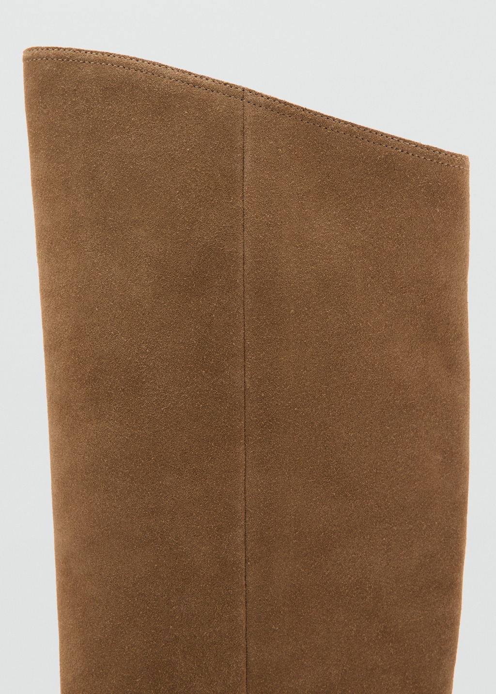 High-leg suede boots