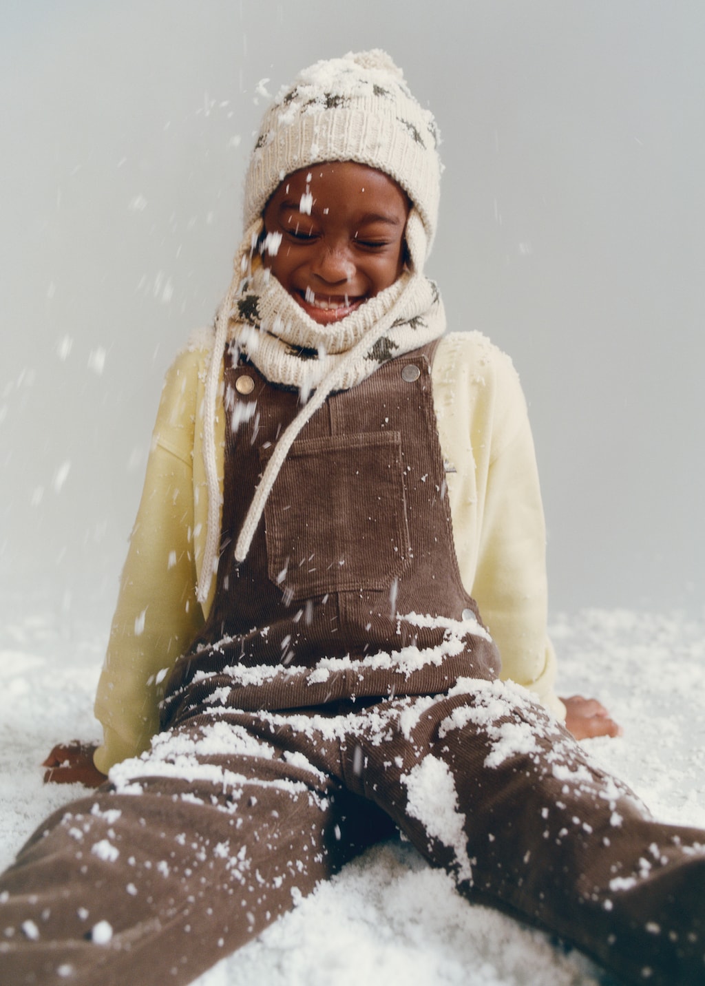 Embroidered hat with tassel