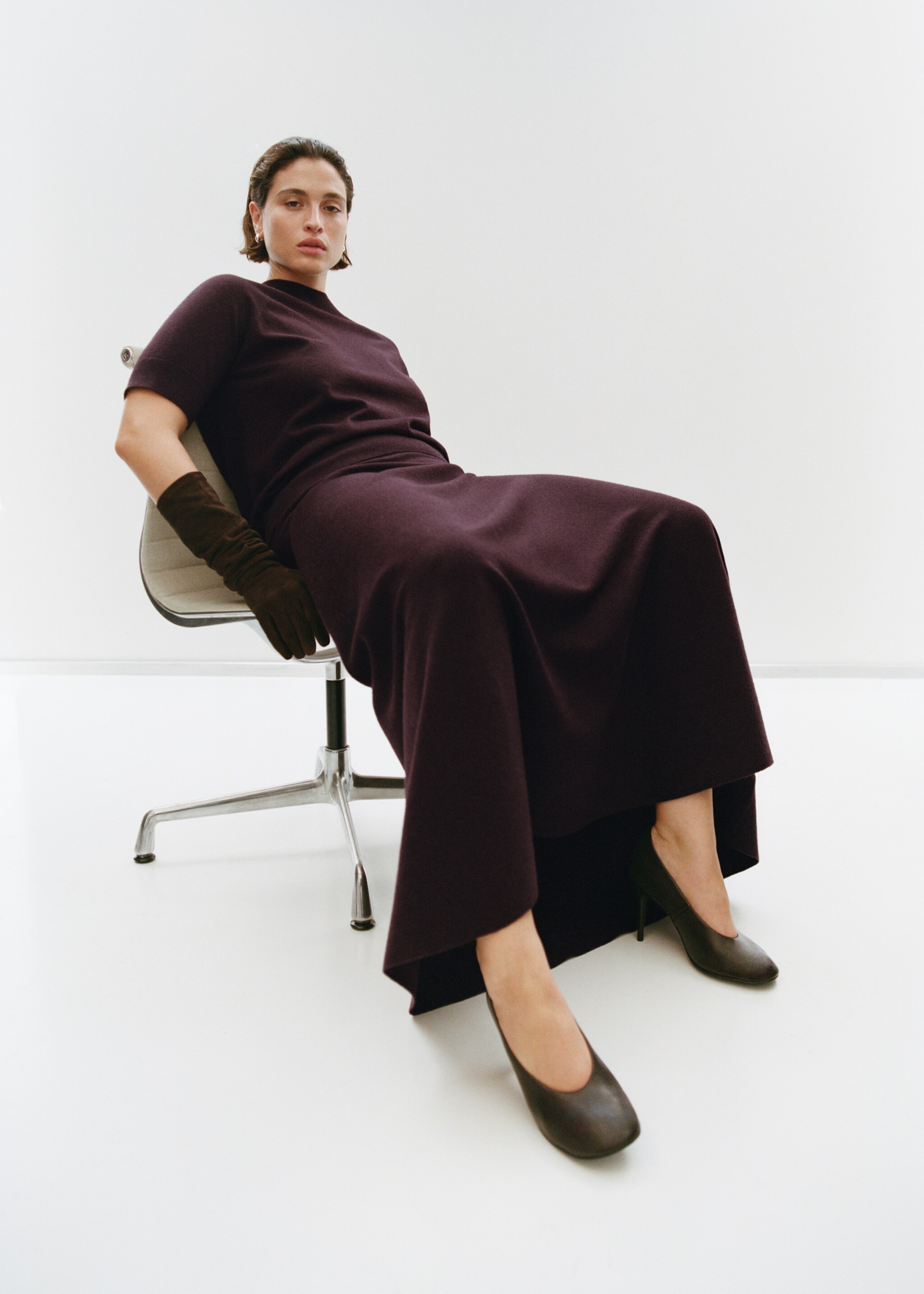 Wool-blend knitted skirt - Details of the article 6, Wine. Ref: 17087779-00.
