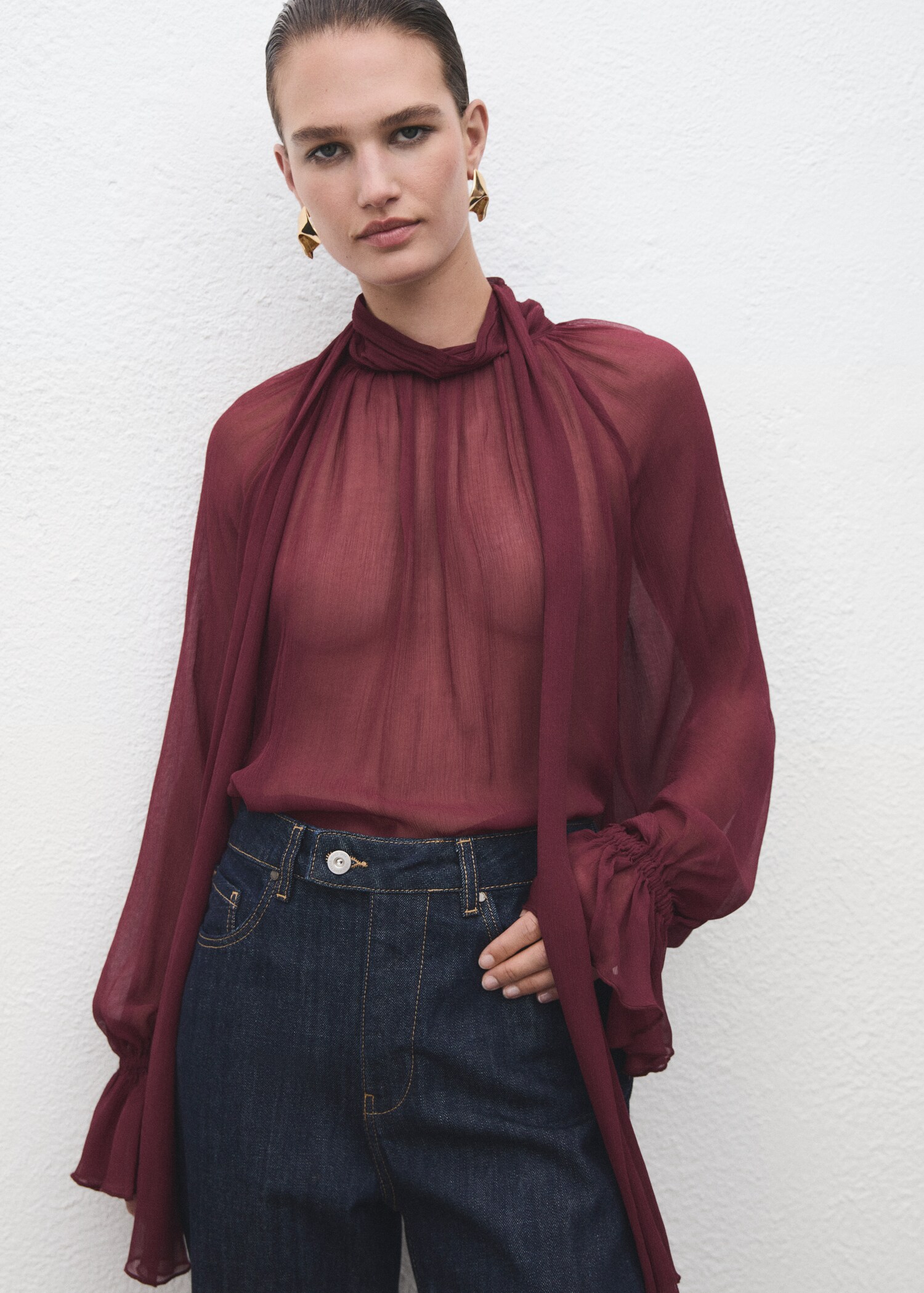 Gerade Jeans mit Knopfleiste - Detail des Artikels 1