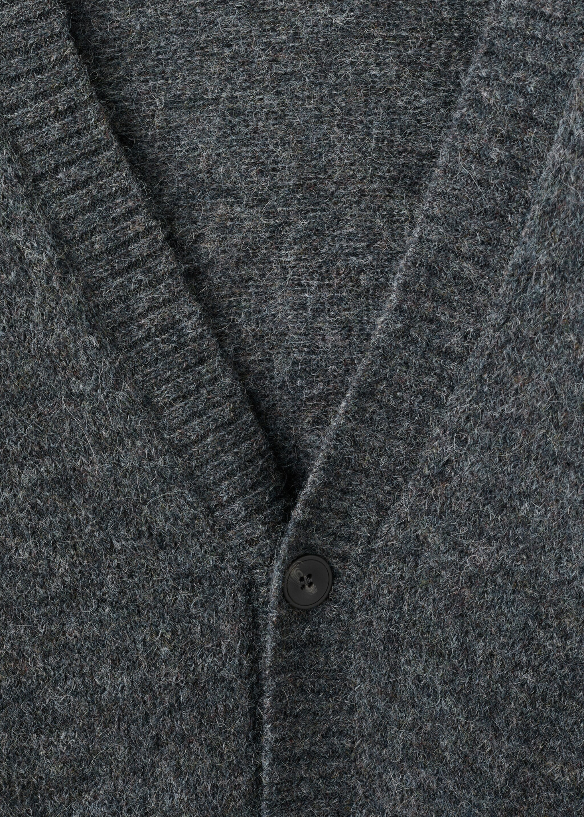 Knitted button cardigan - Details of the article 8, Indigo Blue. Ref: 17087898-00.
