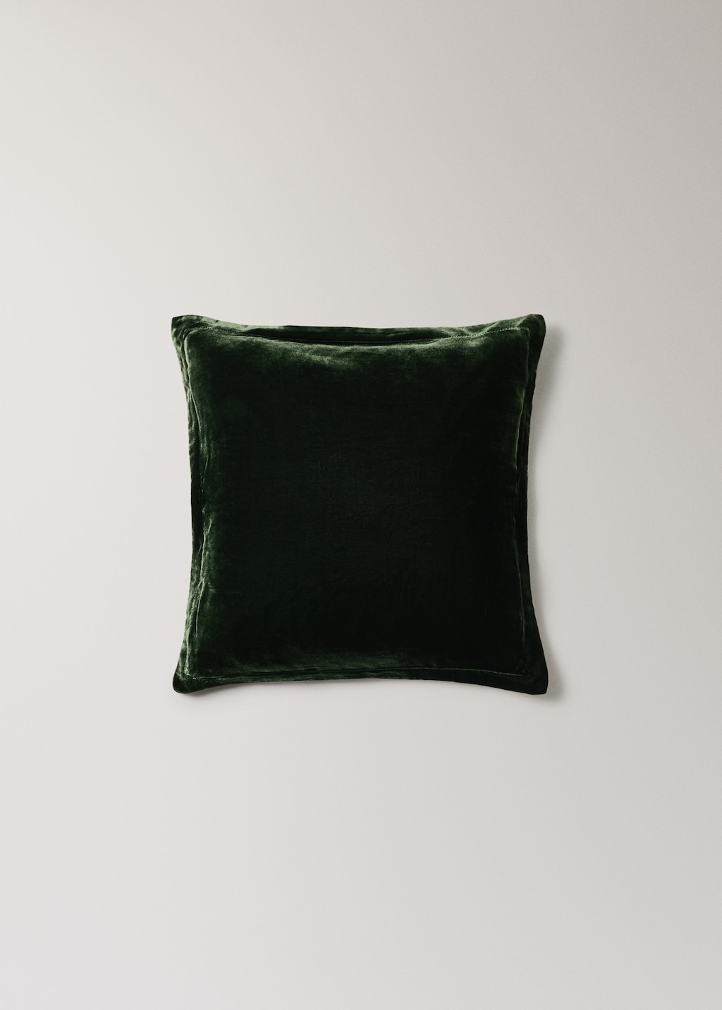 Velvet cushion with trim 17.72 x