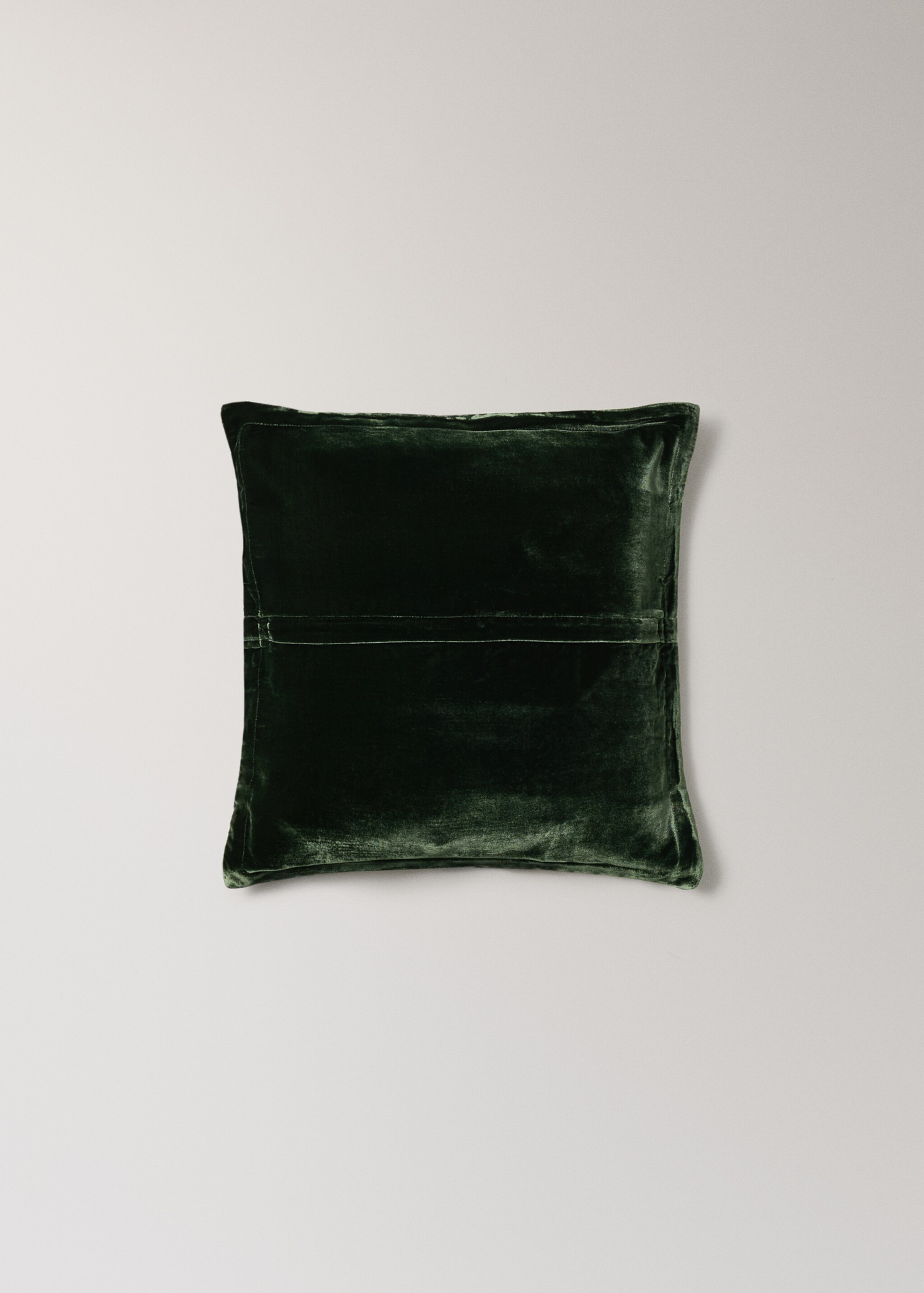 Coussin en velours à liseré 45x45 cm - Détail de l'article 1, Vert. Ref: 17087899-00.
