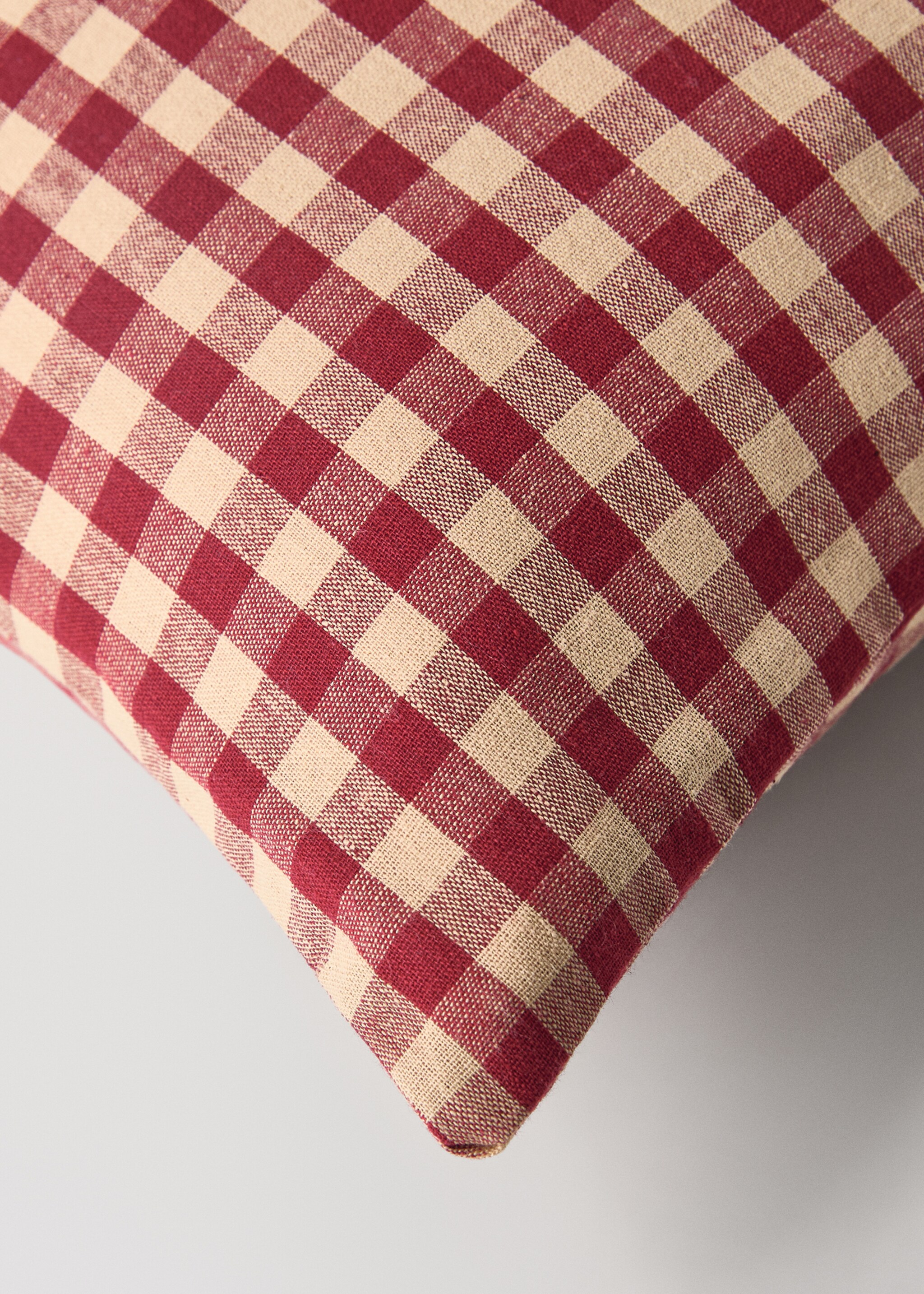 Housse de coussin coton carreaux vichy avec broderie 30x40 cm - Détail de l'article 2, Rouge. Ref: 17087903-00.