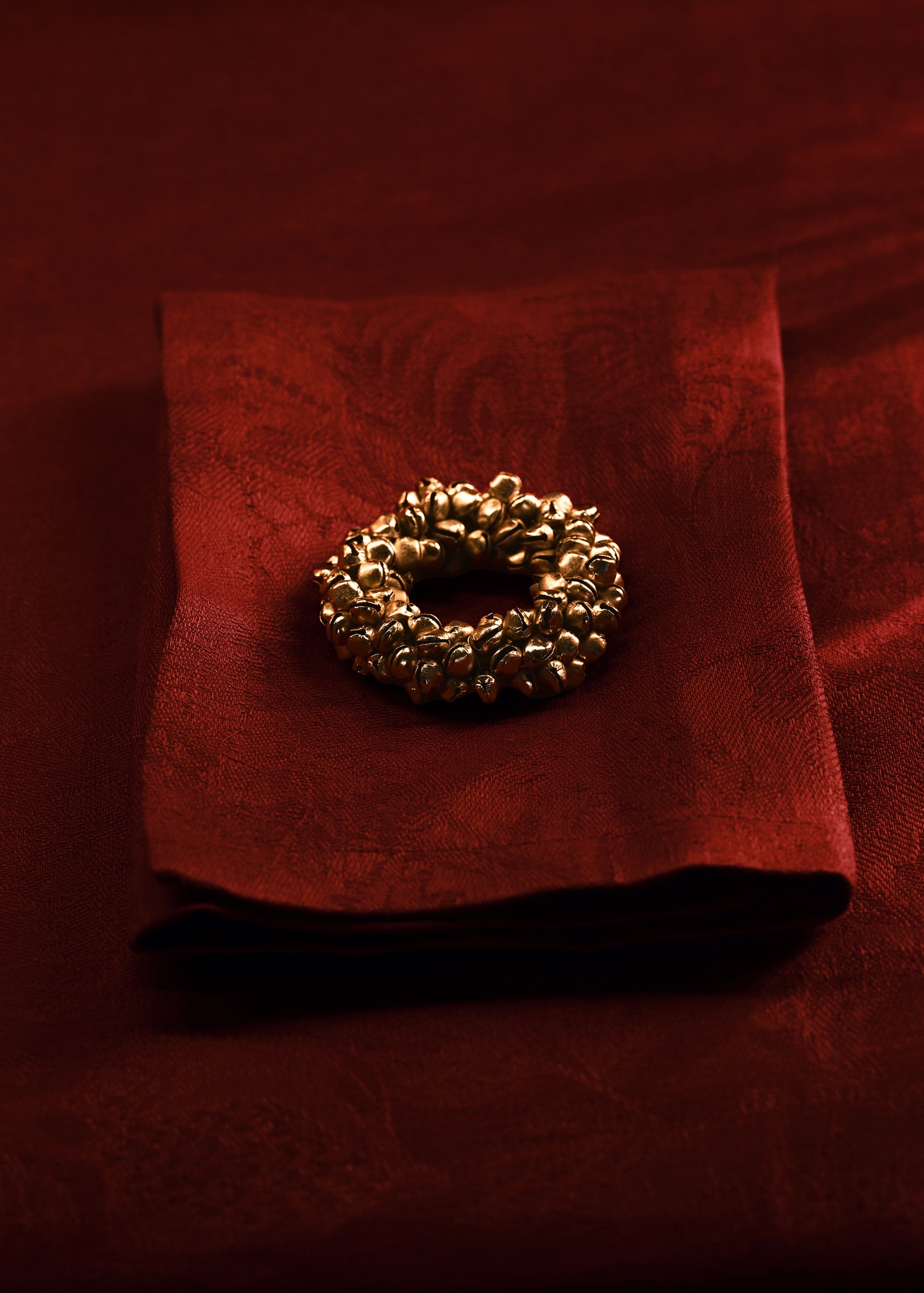 Napkin rings with bell ornaments - Details of the article 7