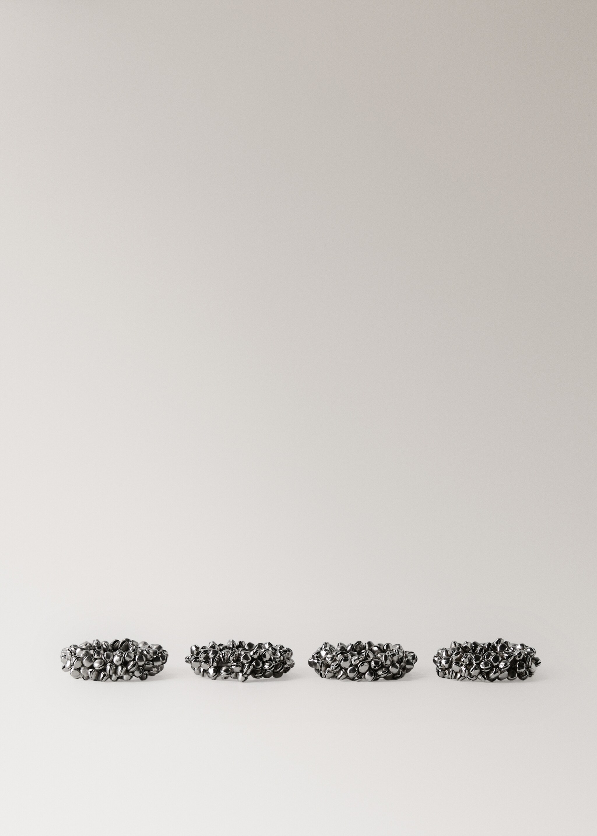 Napkin holder with bell embellishments - Article without model, Silver. Ref: 17087905-00.