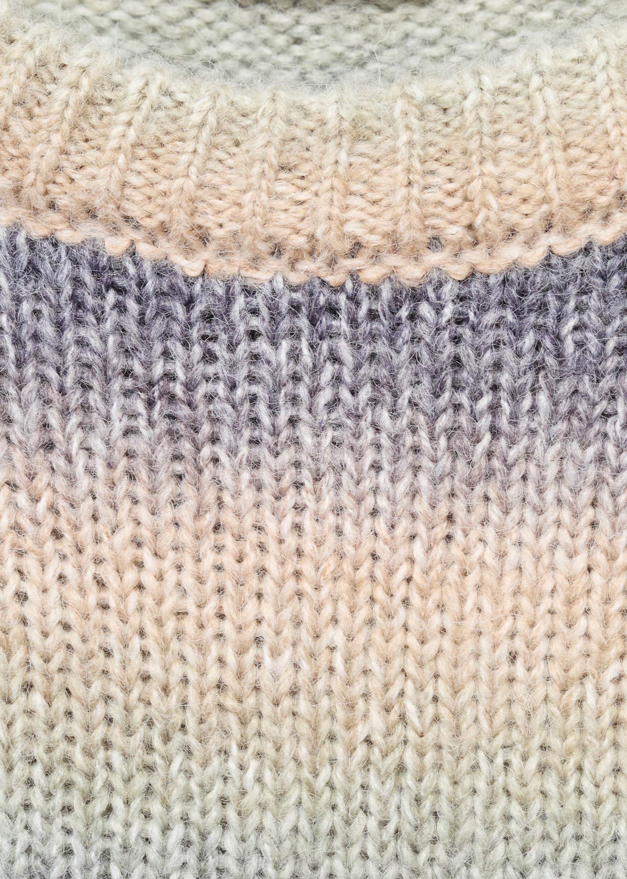 Multi-coloured knit sweater - Details of the article 8, Green. Ref: 17088264-00.
