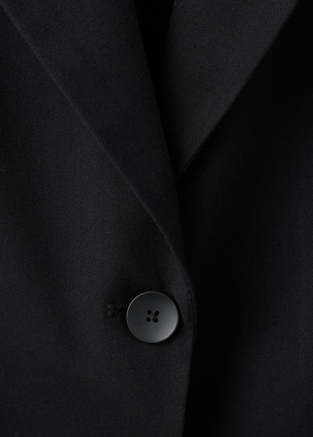 Short jacket with lapels