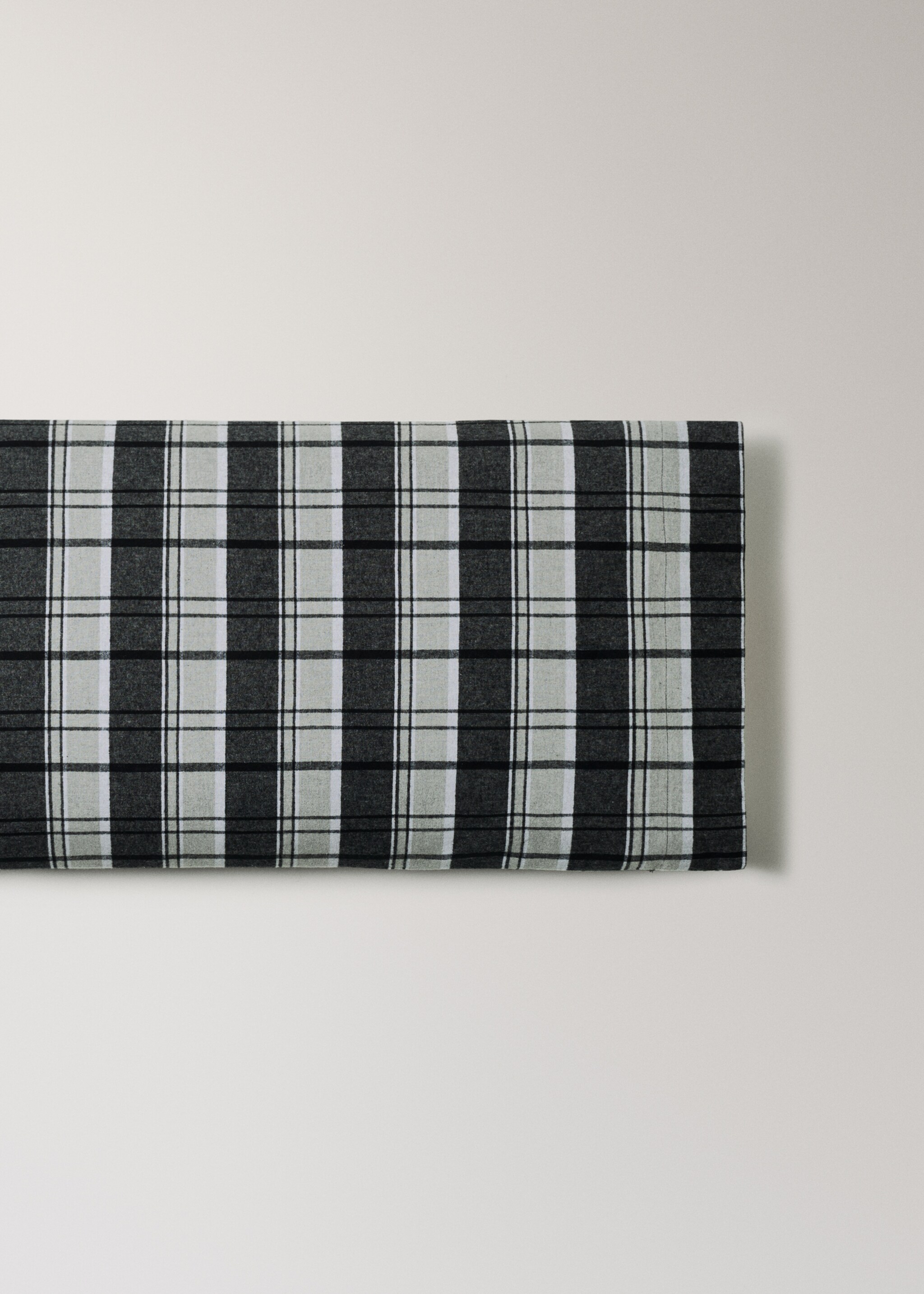 Flannel cotton melange-yarn pillowcase with check pattern 45x110 cm - Article without model, Grey. Ref: 17088275-00.