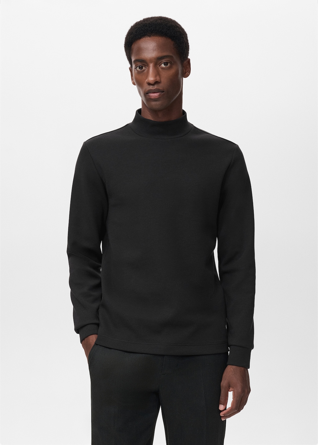 Long-sleeved t-shirt with perkins neck