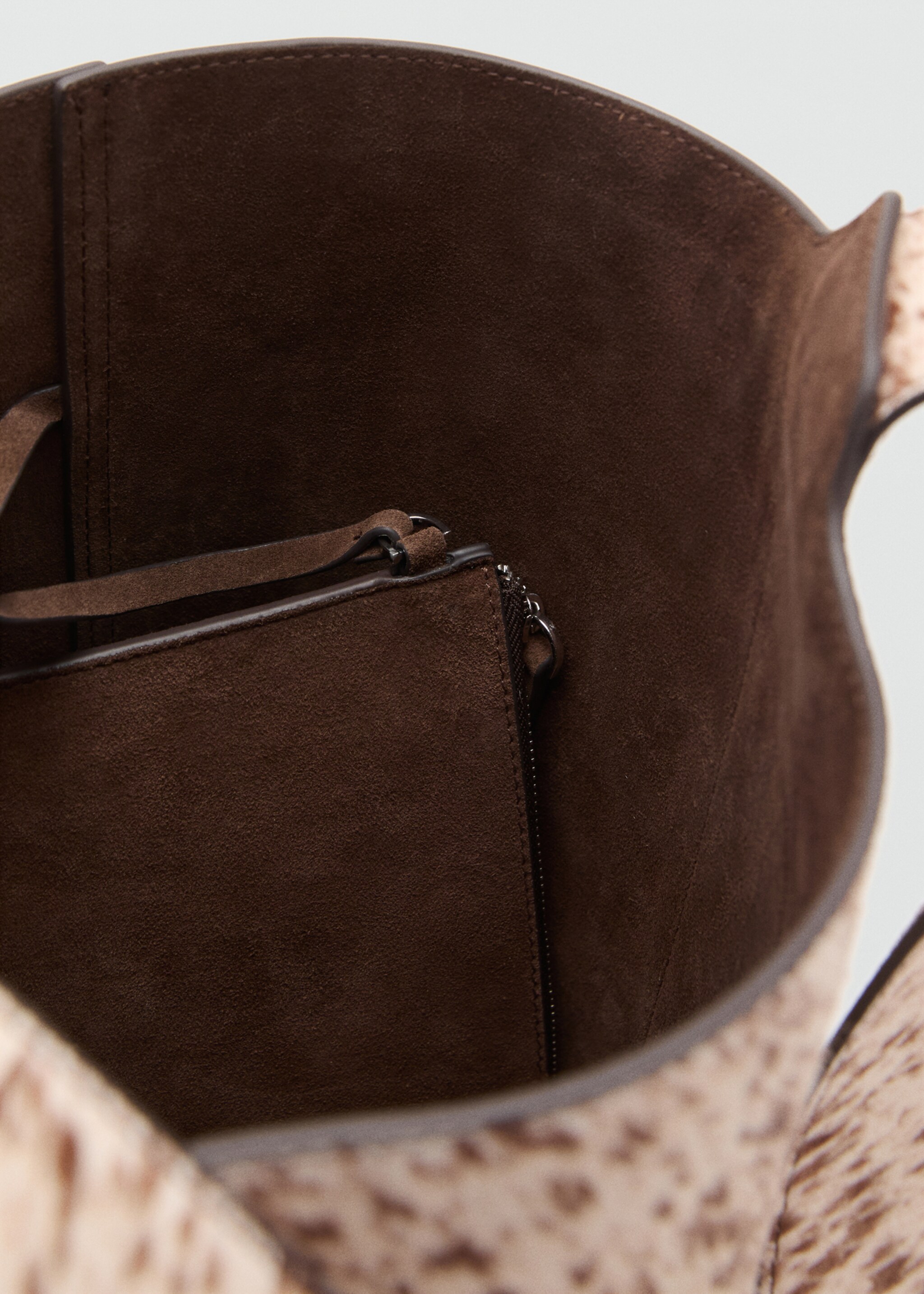 Leather and fur bucket bag - Details of the article 3, Brown. Ref: 17088284-00.