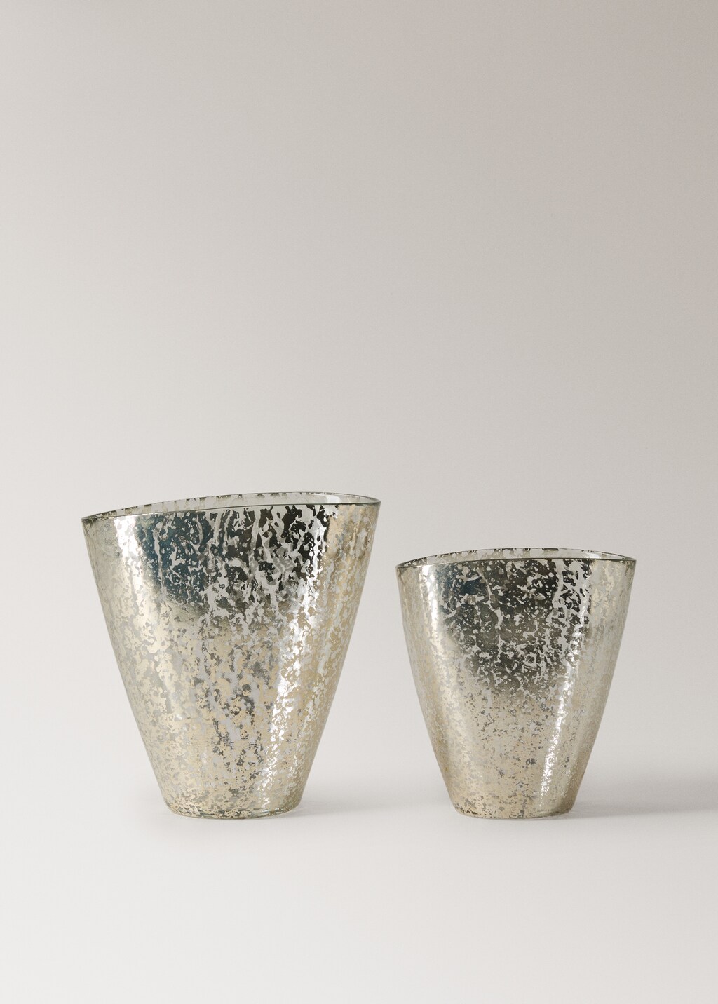 Medium mercurised glass vase