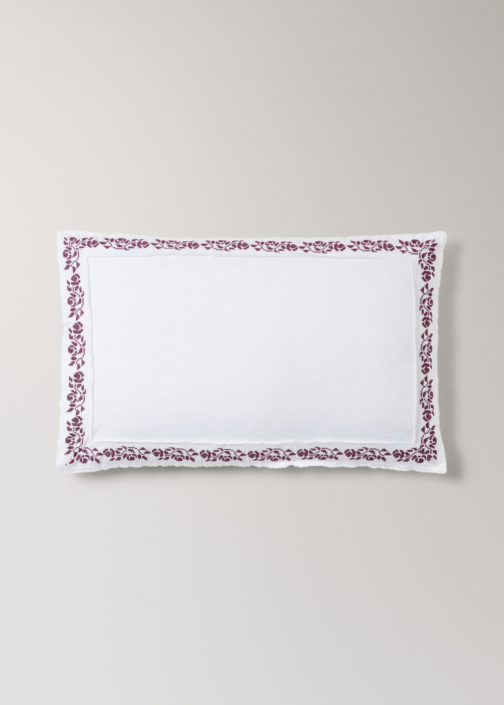 Funda almohada algodón satén 300 hilos bordado punto cruz 50x75cm - Artículo sin modelo, Blanco roto. Ref: 17088286-00.