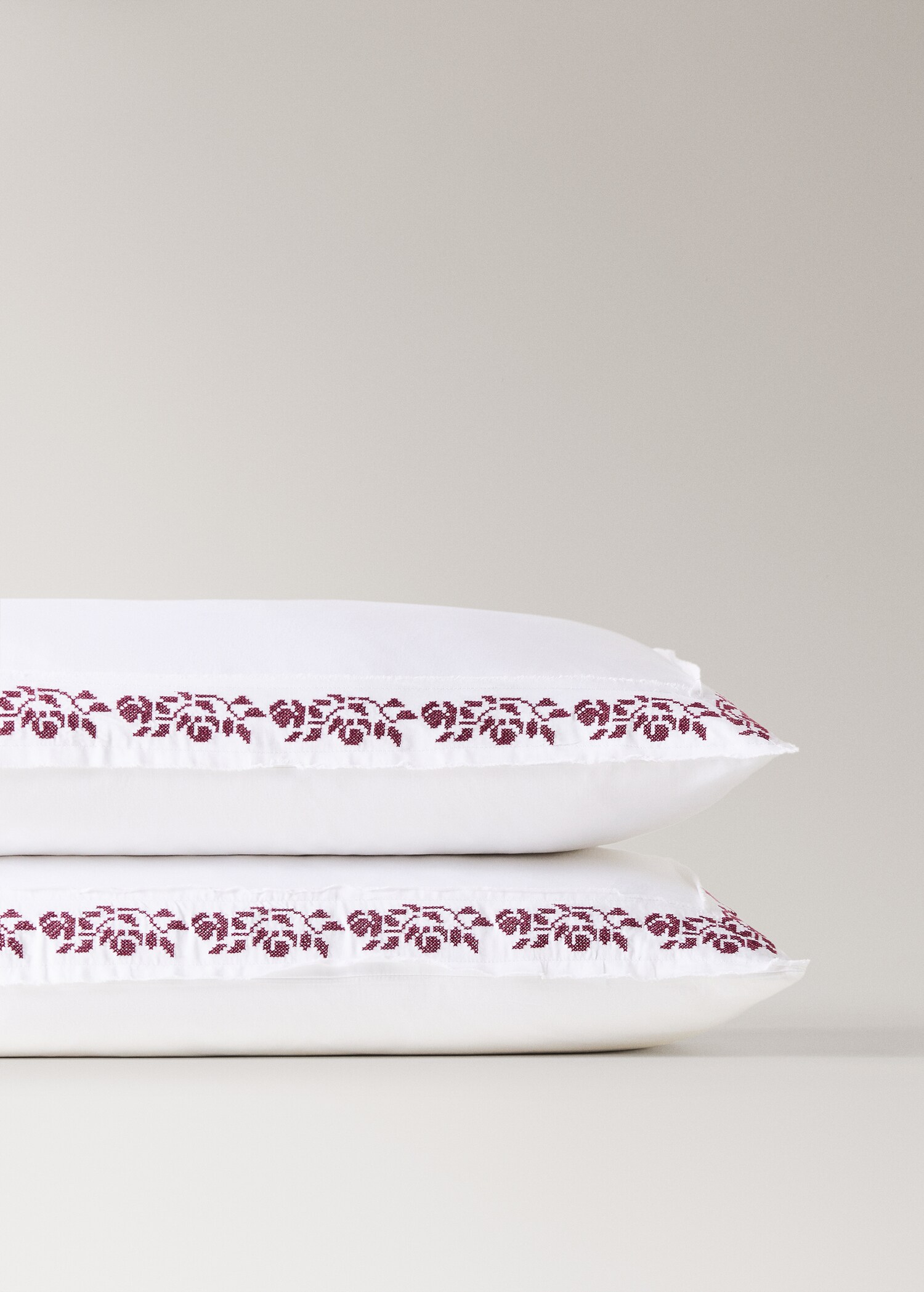Funda almohada algodón satén 300 hilos bordado punto cruz 50x75cm - Detalle del artículo 1