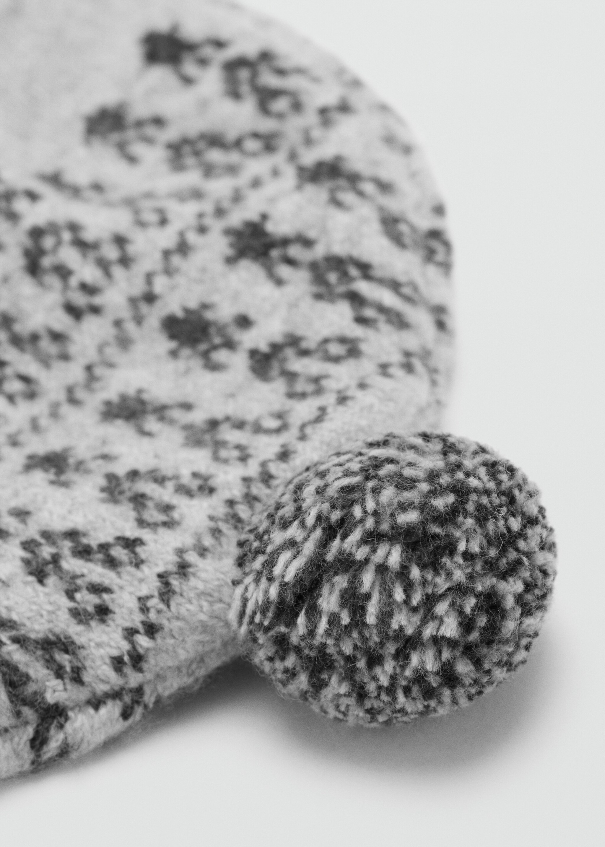 Bobble hat with jacquard pattern - Medium plane, Grey. Ref: 17088632-00.