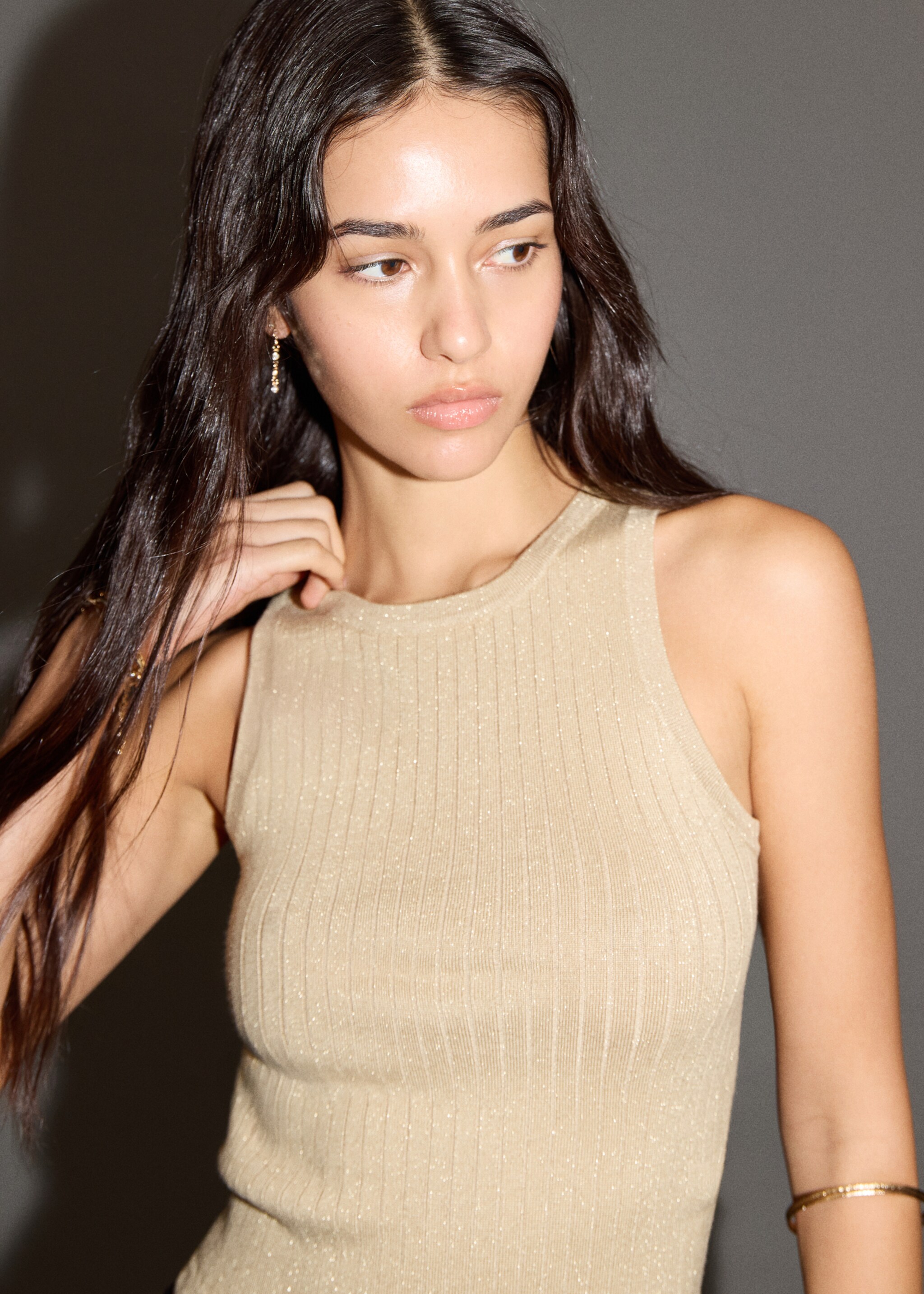 Lurex ribbed top - Details of the article 1, Gold. Ref: 17088634-00.