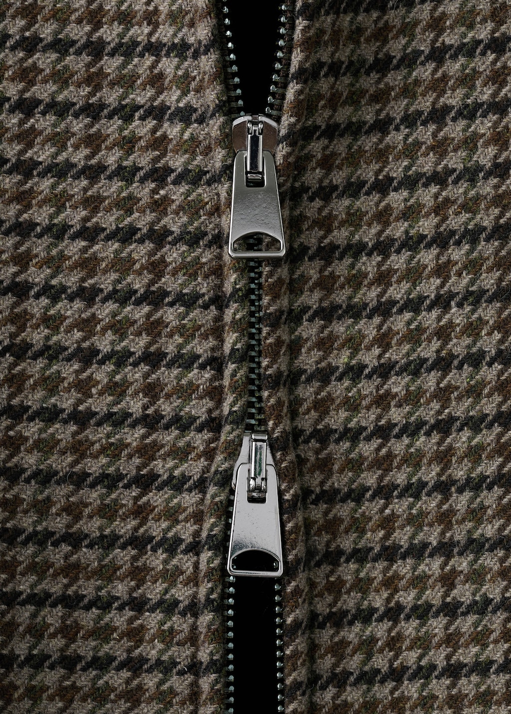 Houndstooth wool jacket