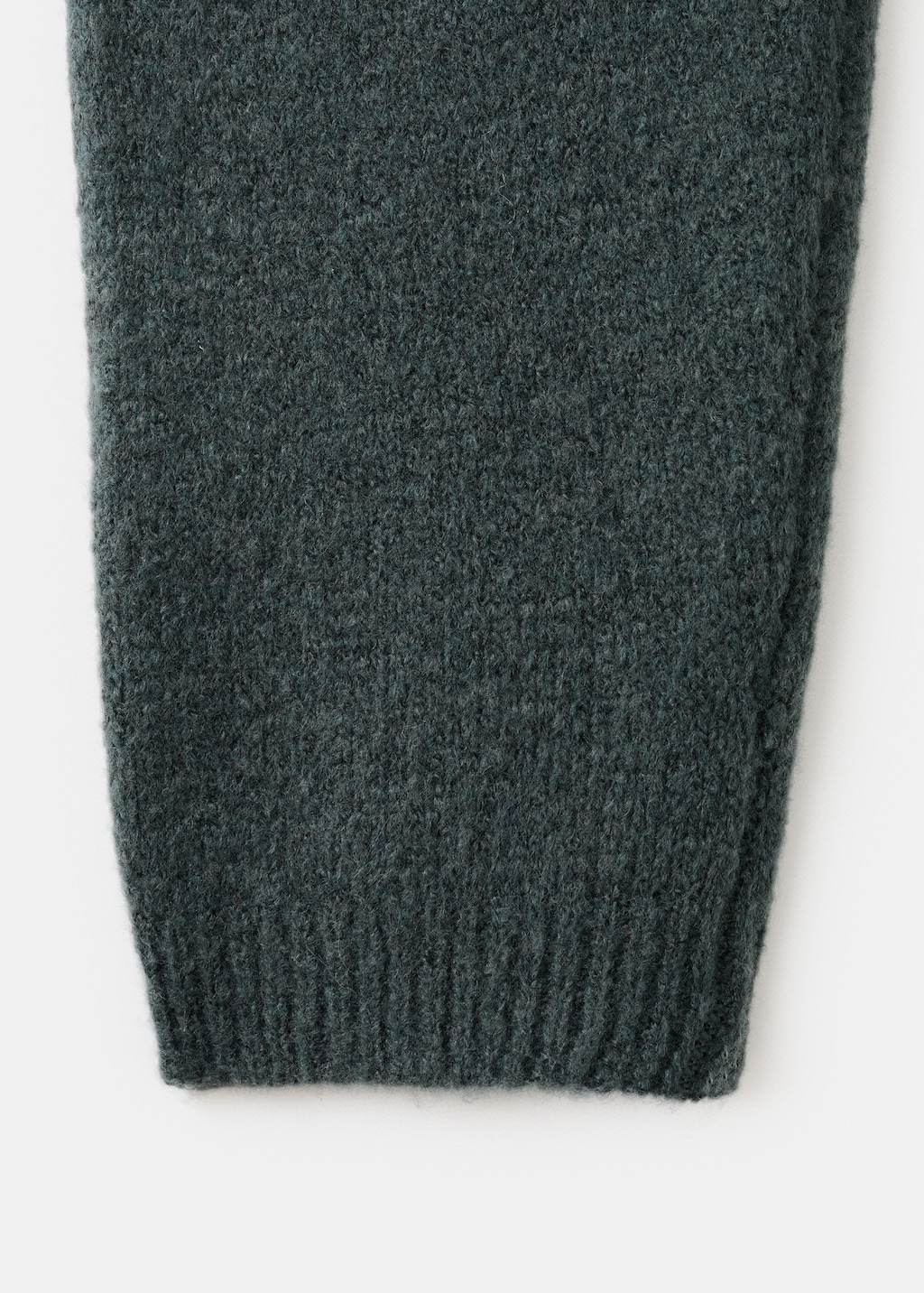 Knitted pants with bow