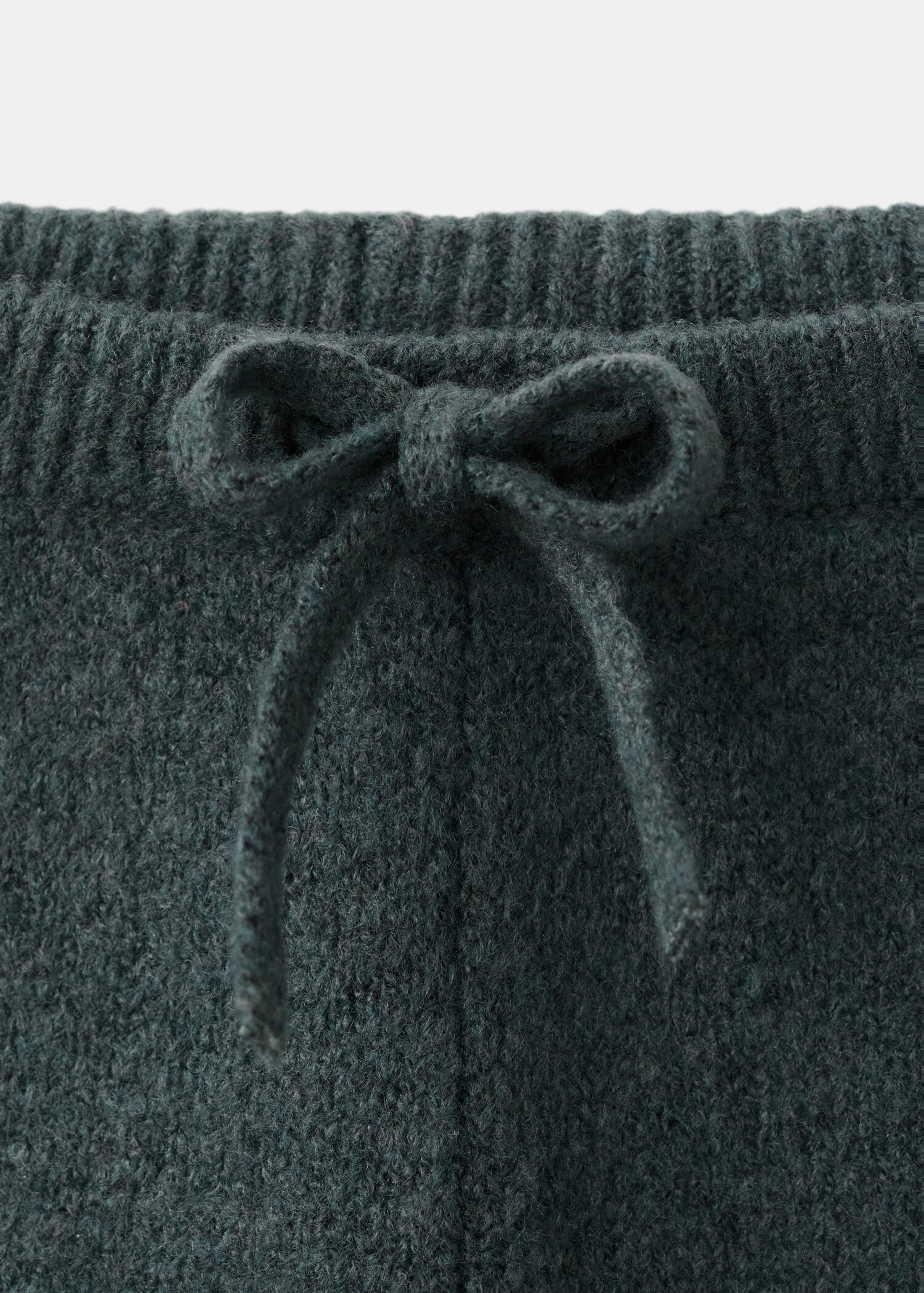 Knitted trousers with bow - Details of the article 8
