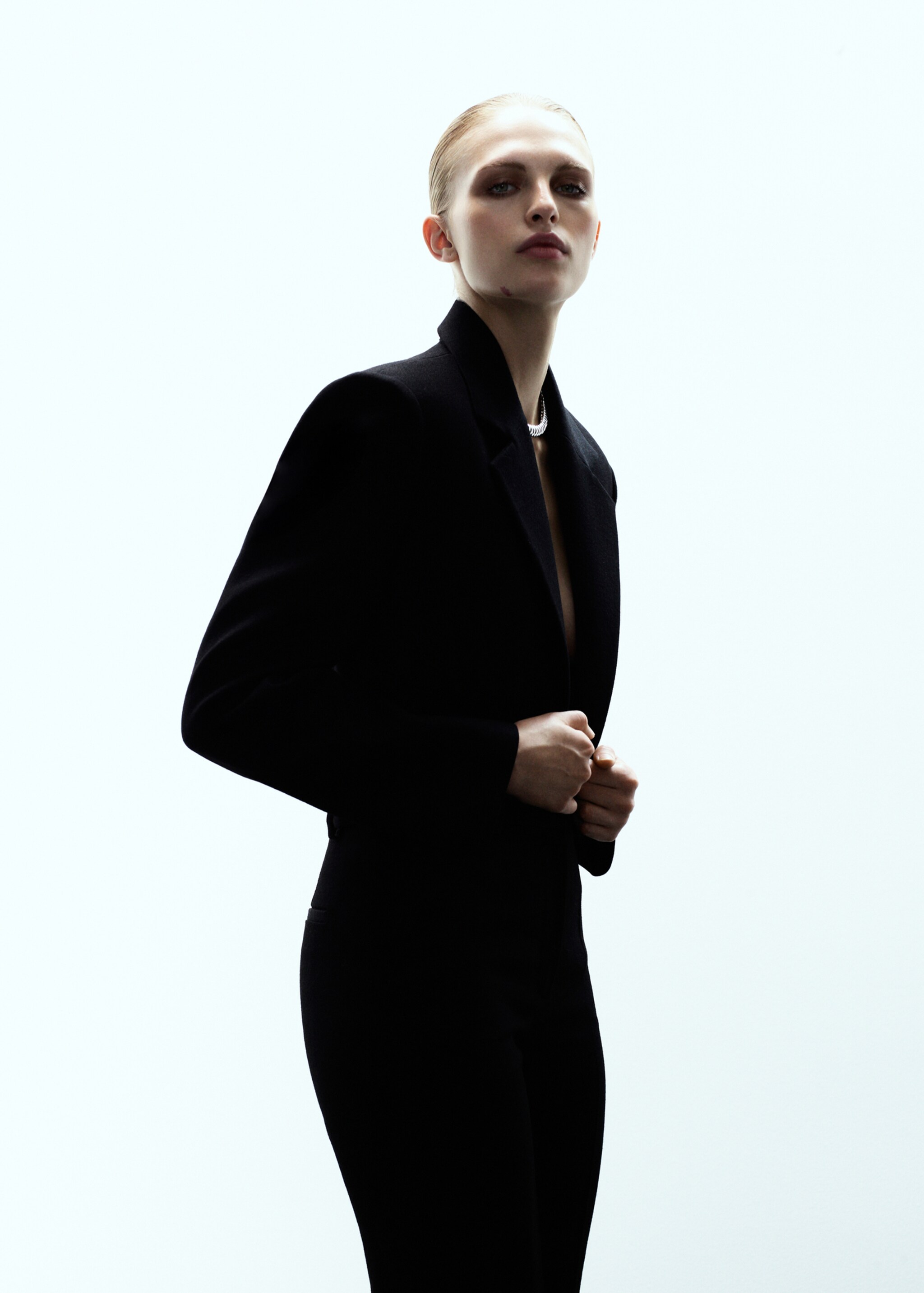 Wool suit trousers - Details of the article 1, Black. Ref: 17089120-00.