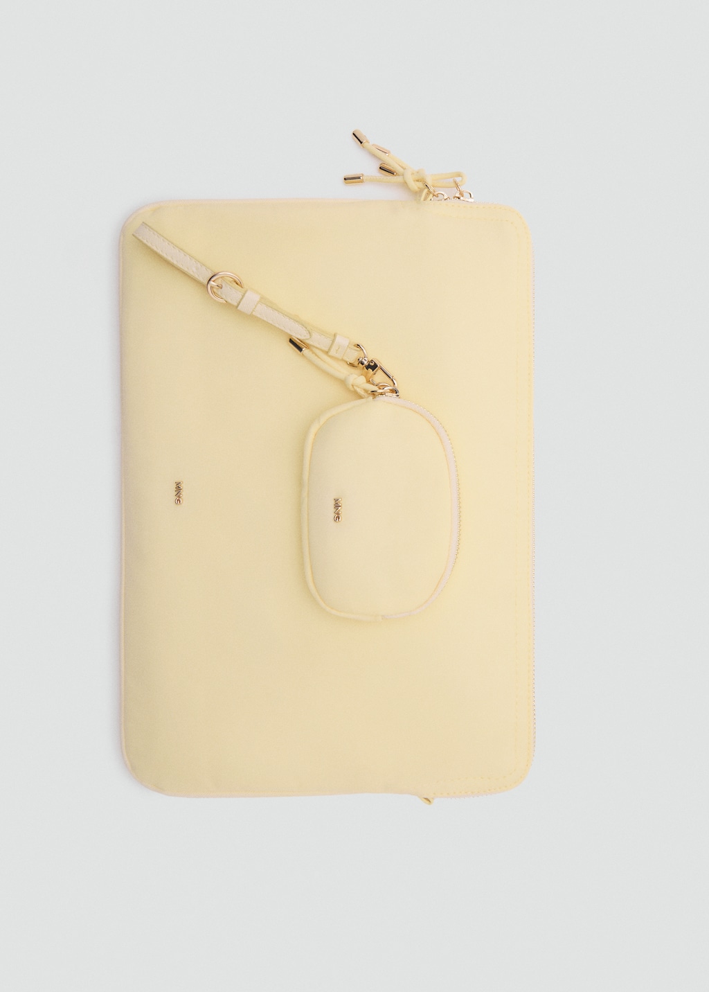 Nylon case with zip