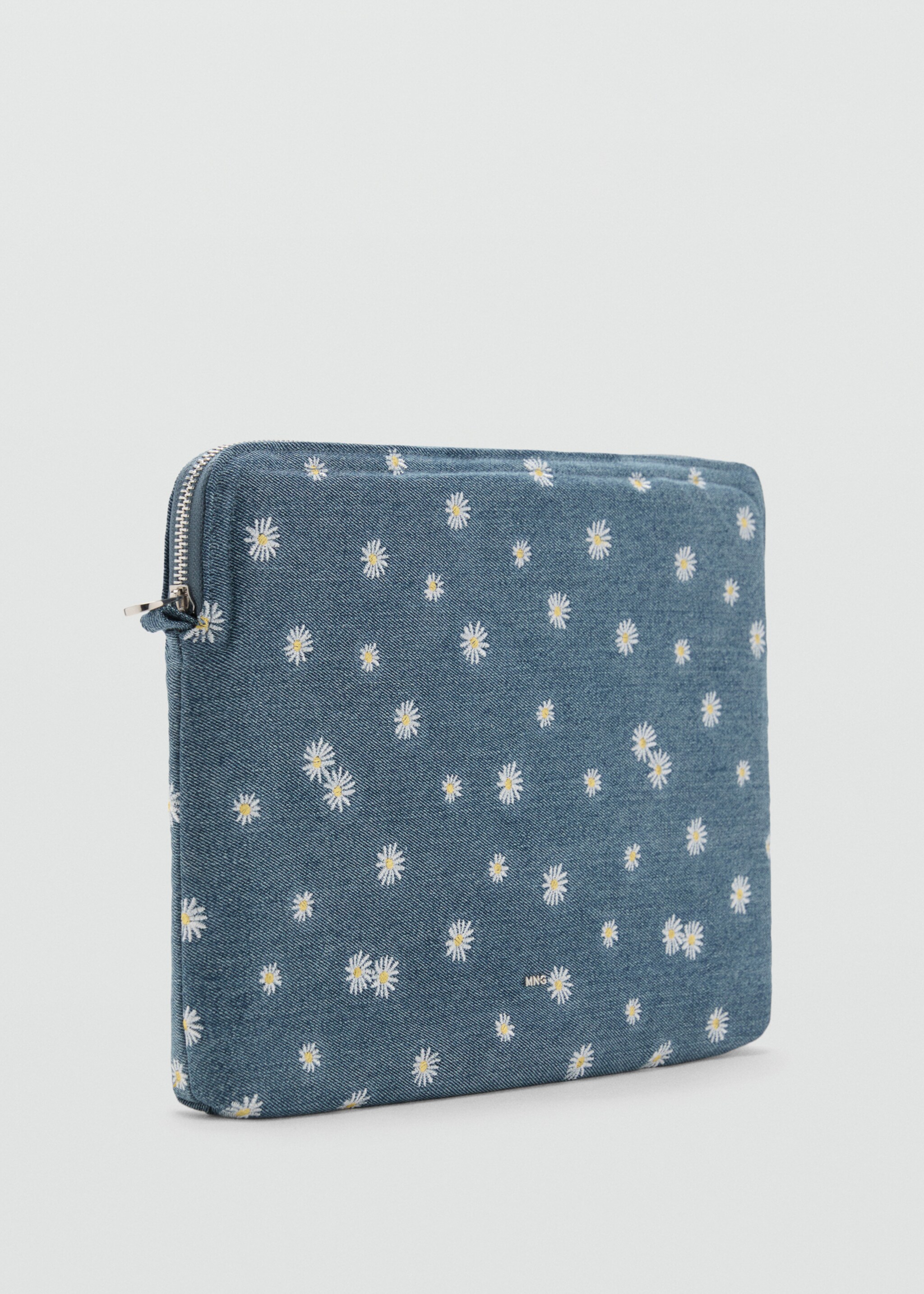 Housse denim broderie de fleurs - Plan moyen
