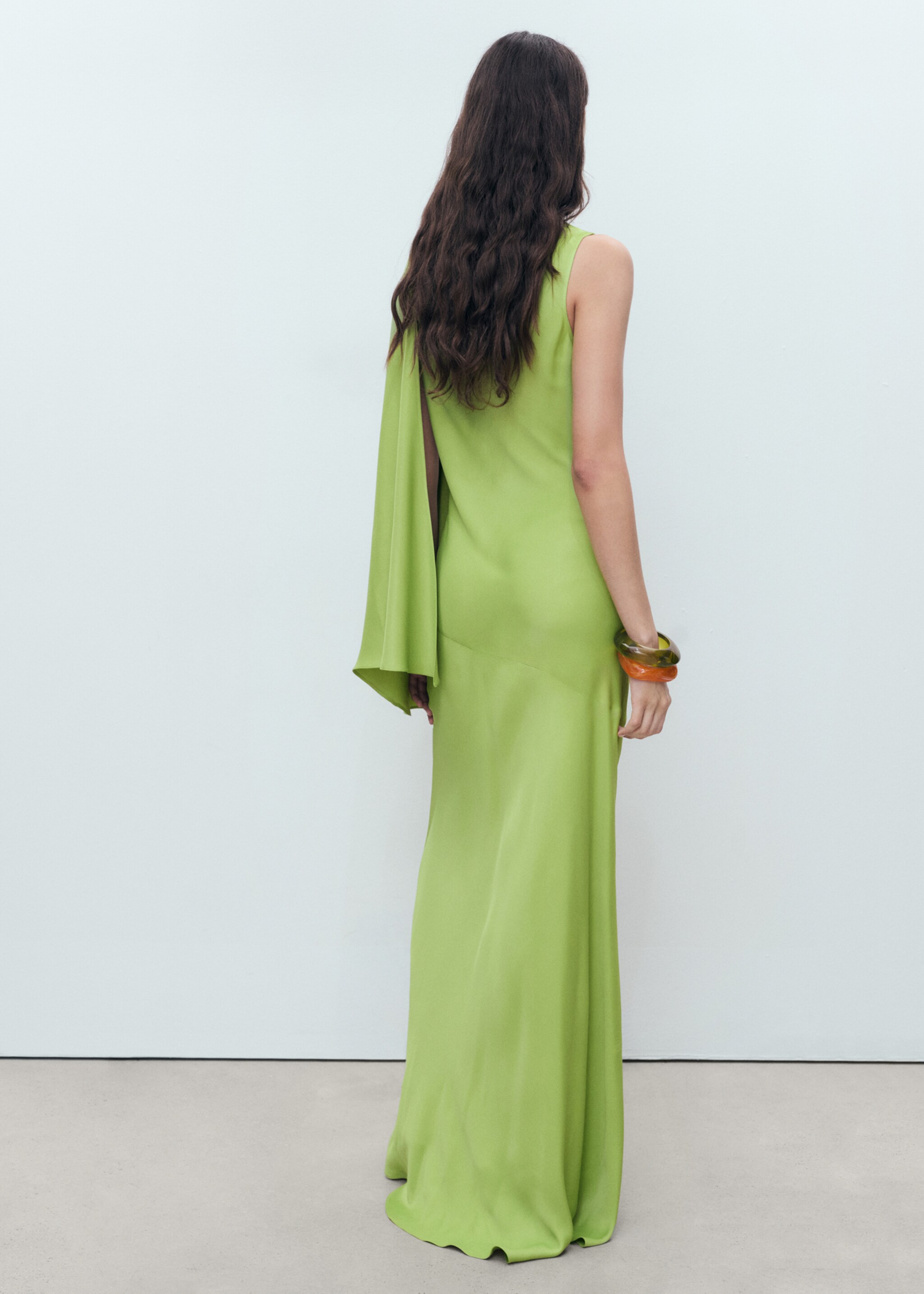 Vestido largo manga volante - Reverso del artículo