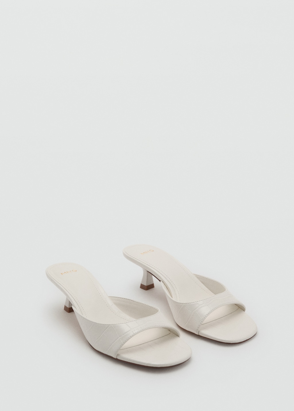 Kitten heel sandals - image 2