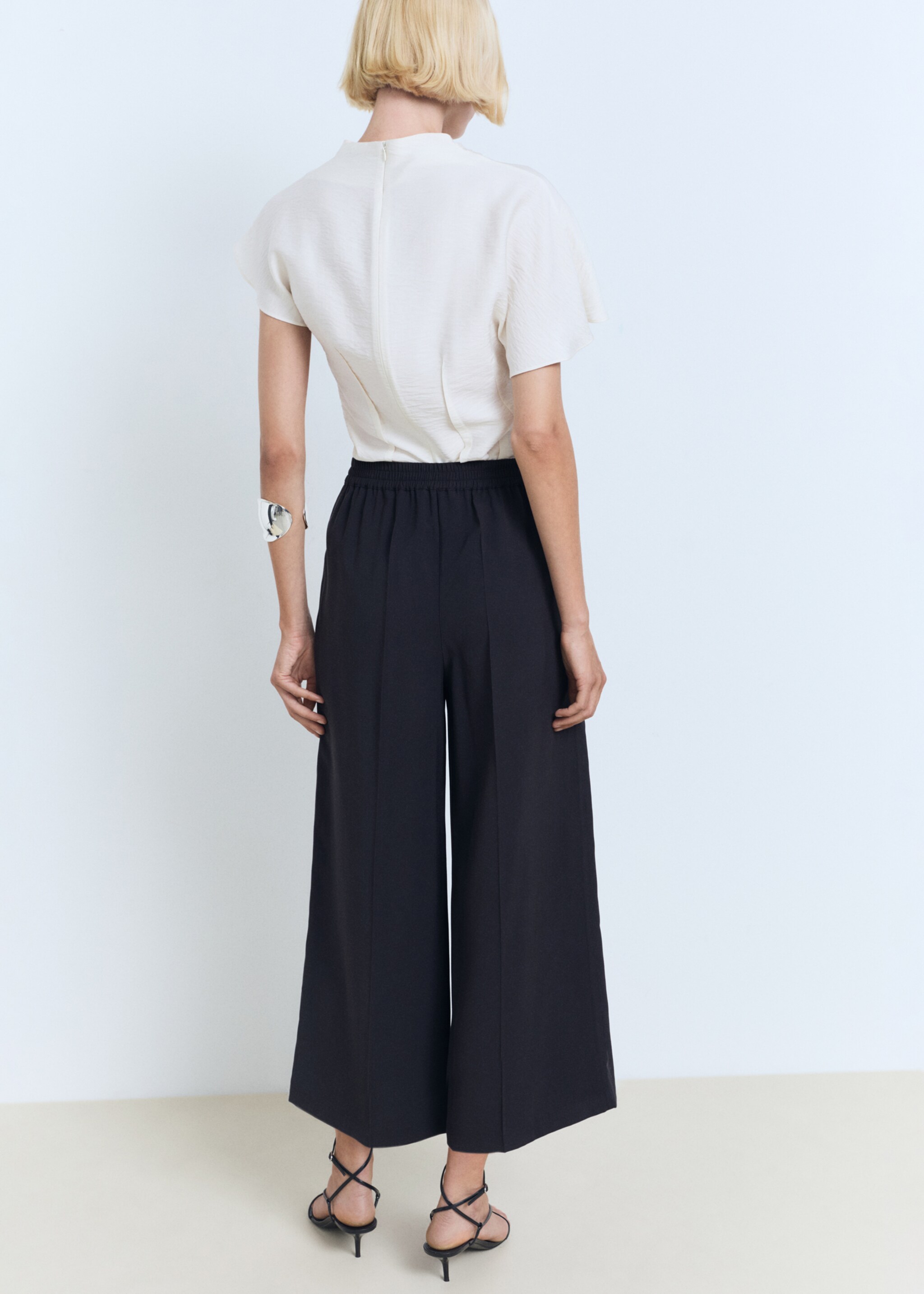 Flowy palazzo trousers - Reverse of the article, Navy. Ref: 17091129-00.