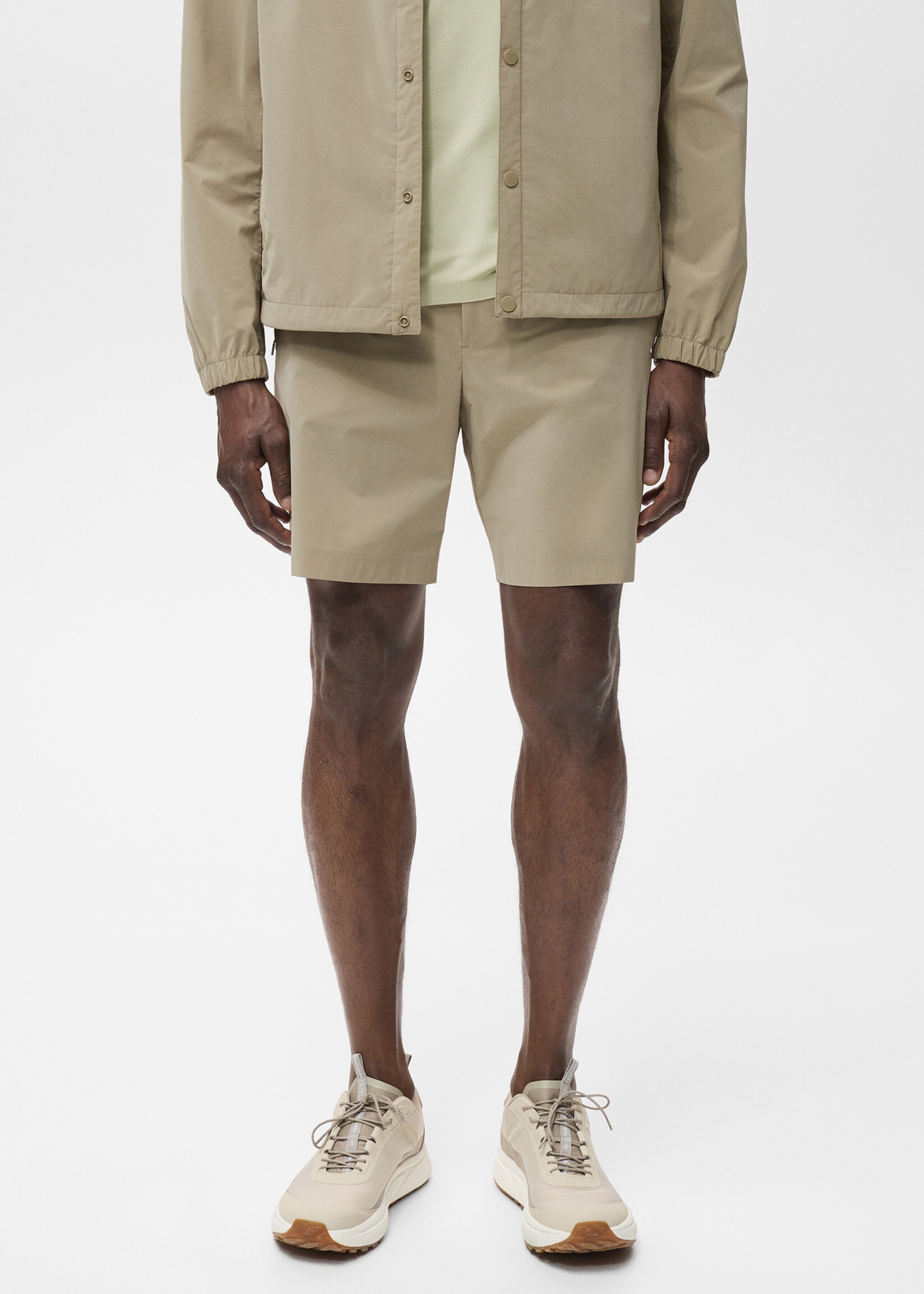 Bermudas water-repellent - Plano medio