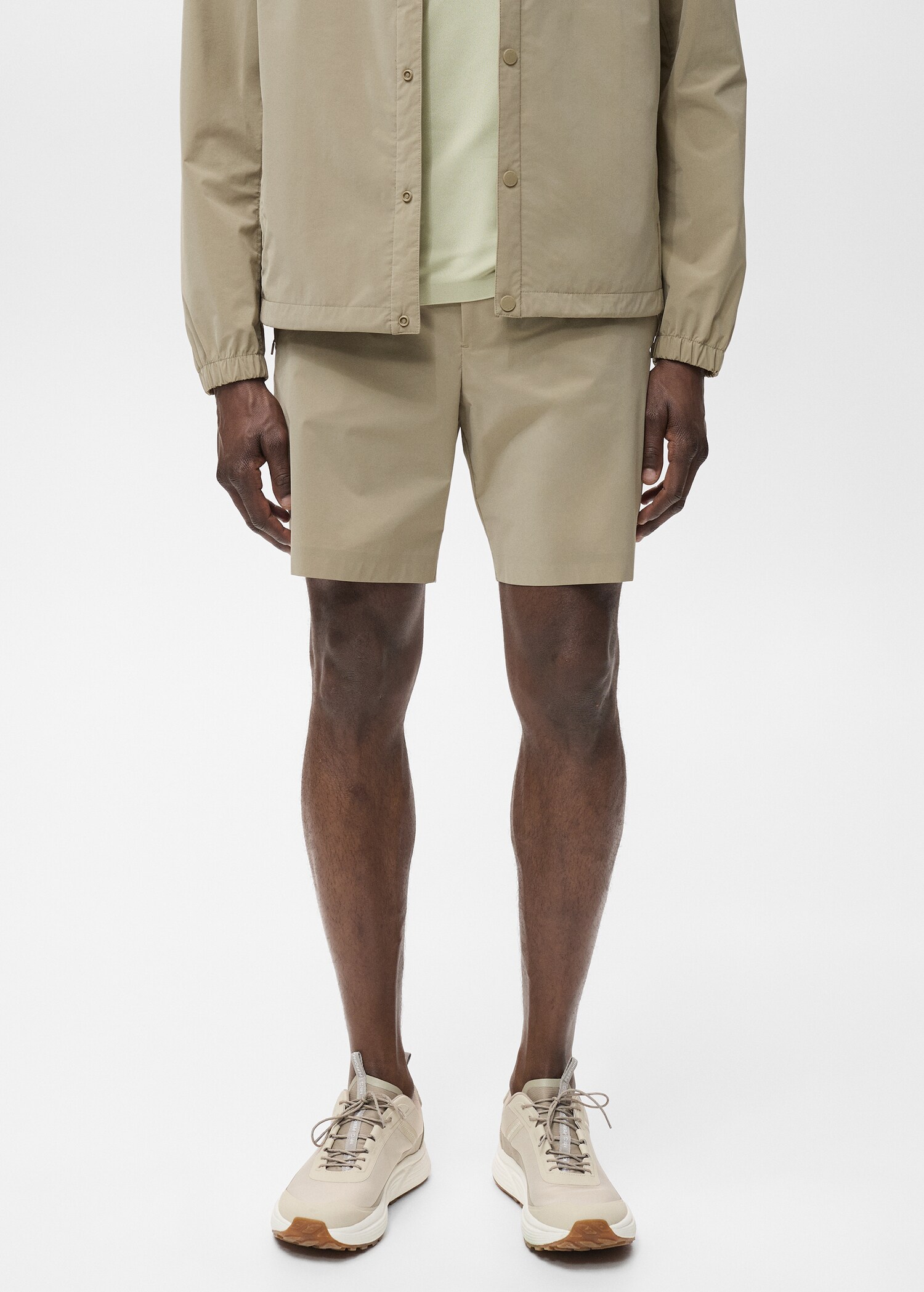 Bermudas water-repellent - Plano medio