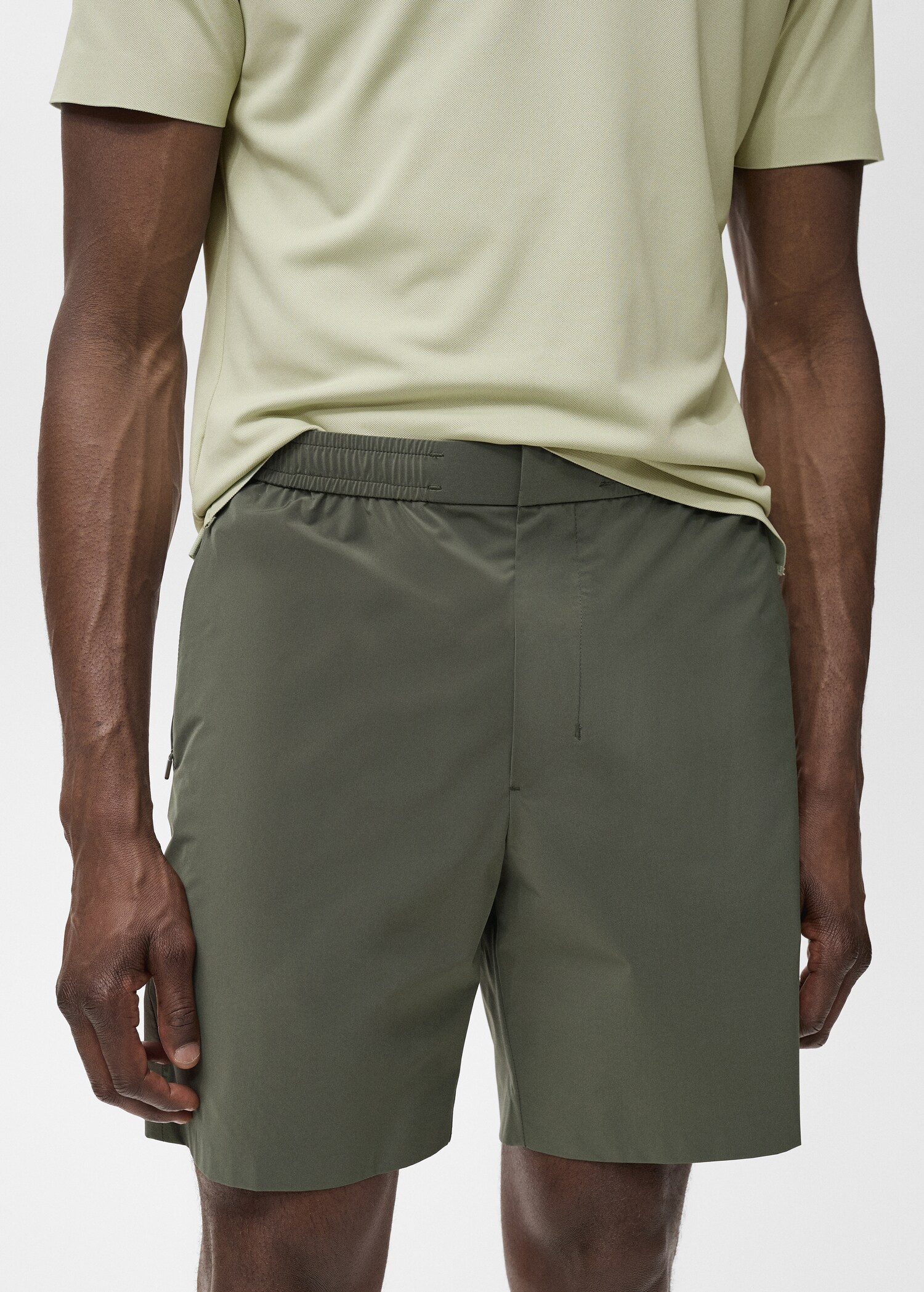 Bermudas water-repellent - Detalle del artículo 1