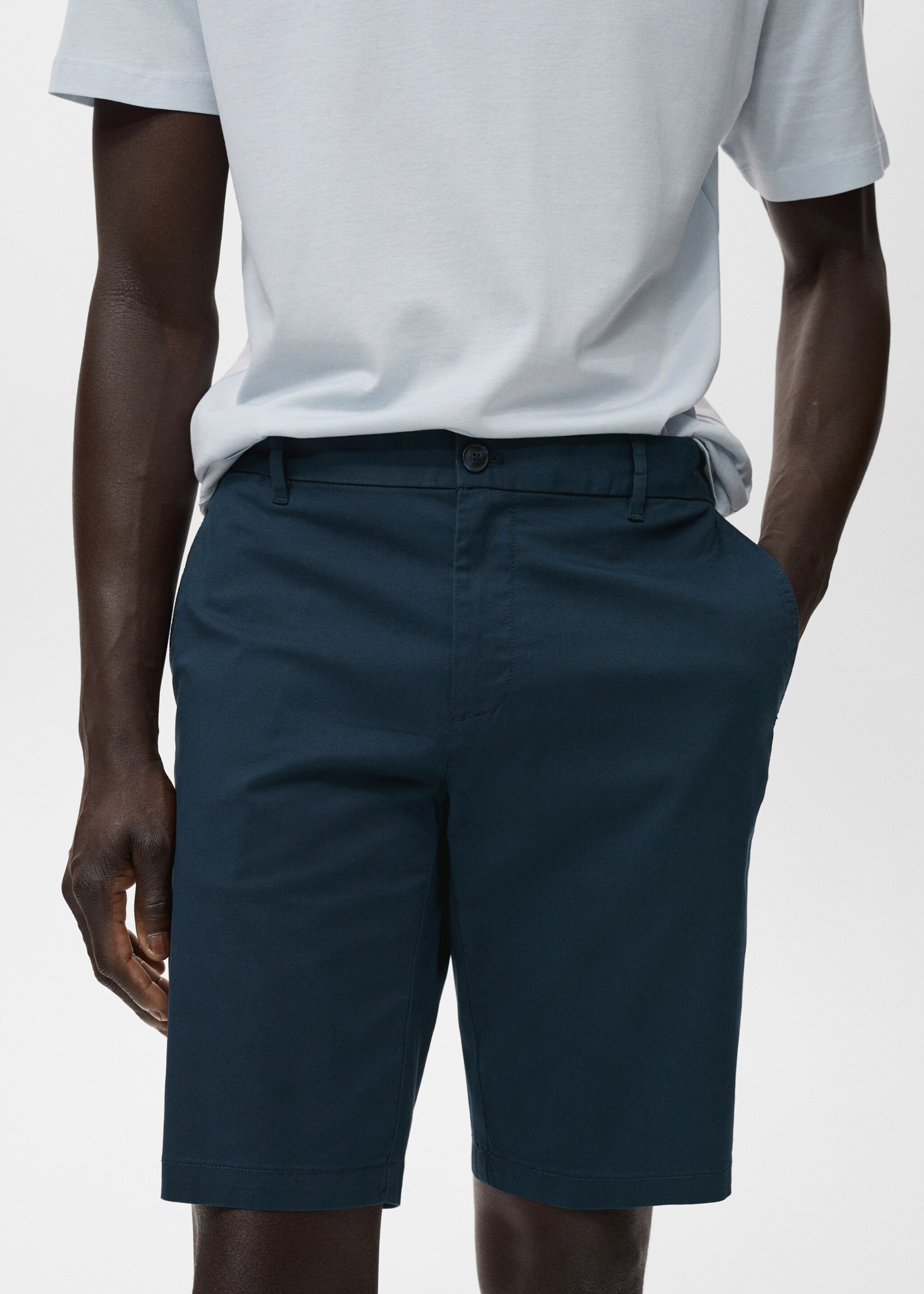 Bermuda droit coton - Détail de l'article 1