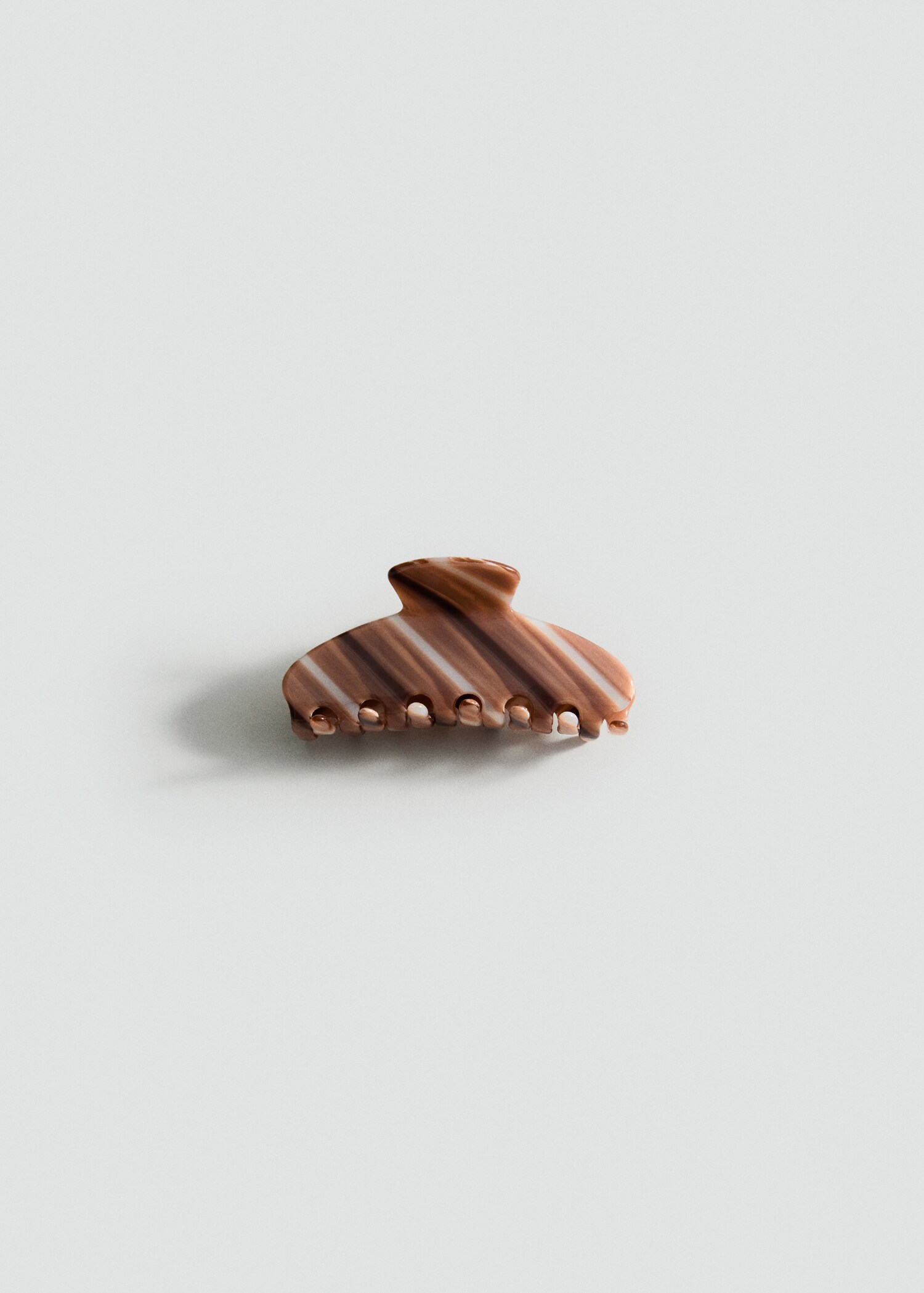 Two-tone striped hair clip - Article without model