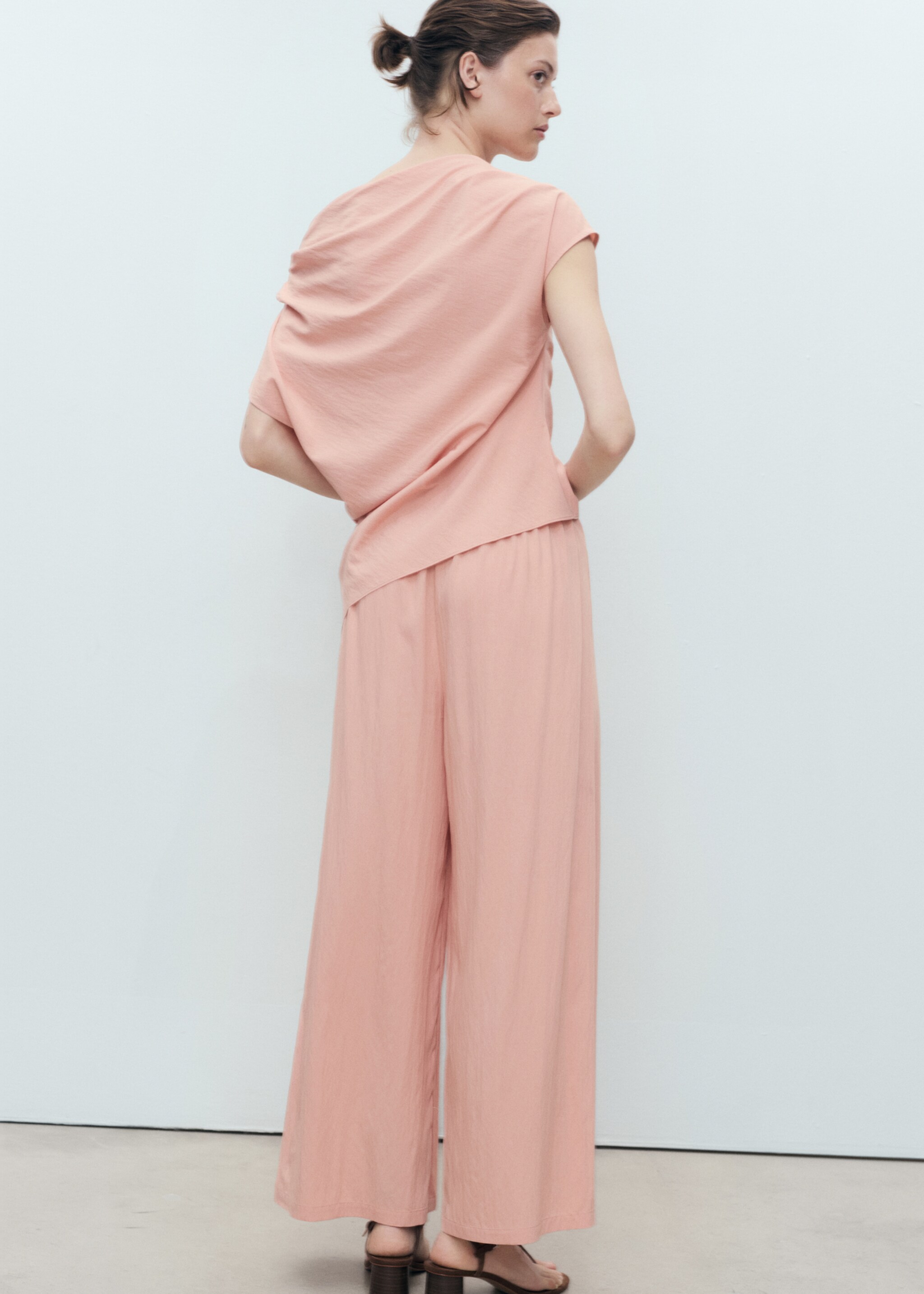 Dart palazzo trousers - Reverse of the article