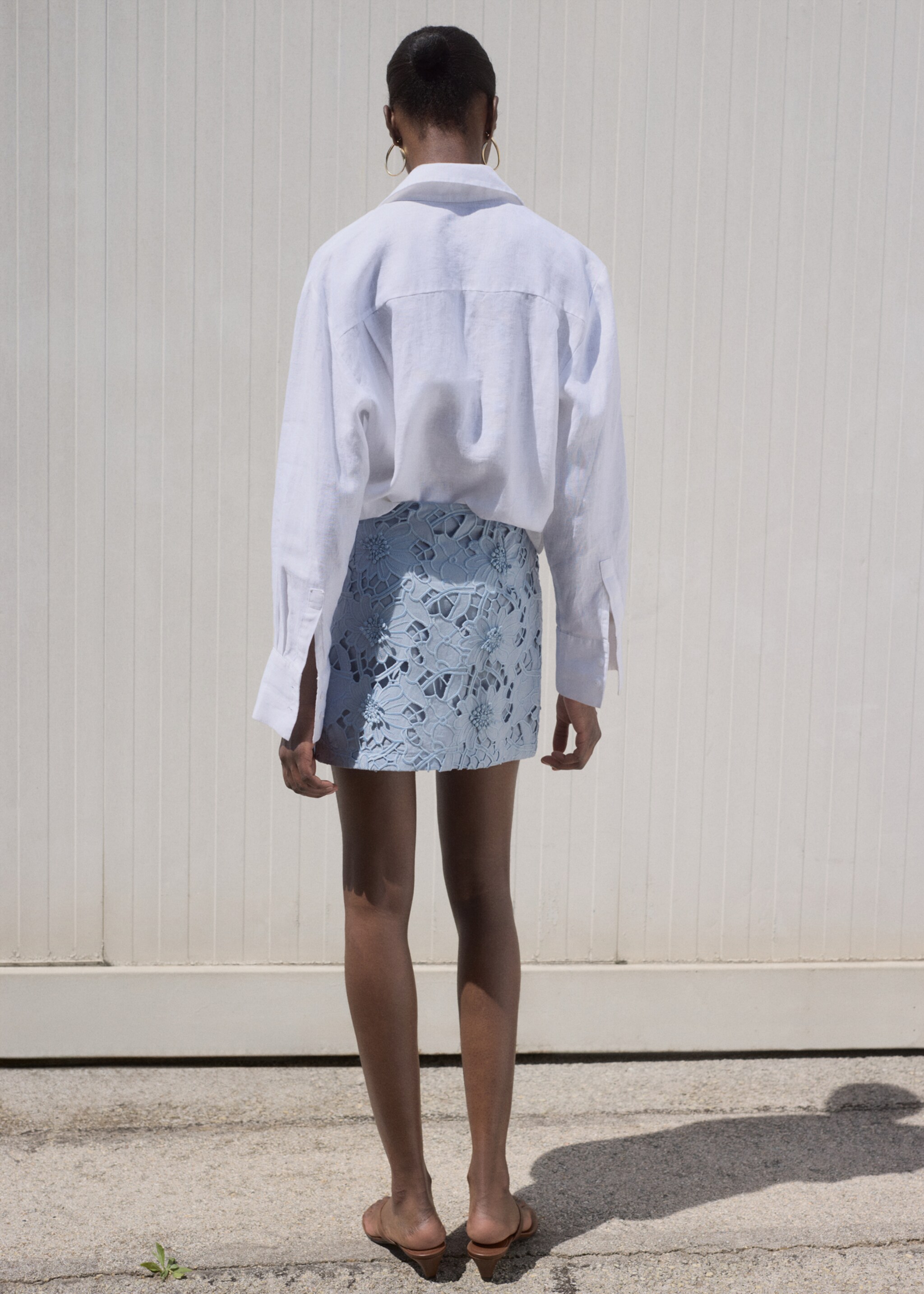 Embroidered cotton skirt - Reverse of the article