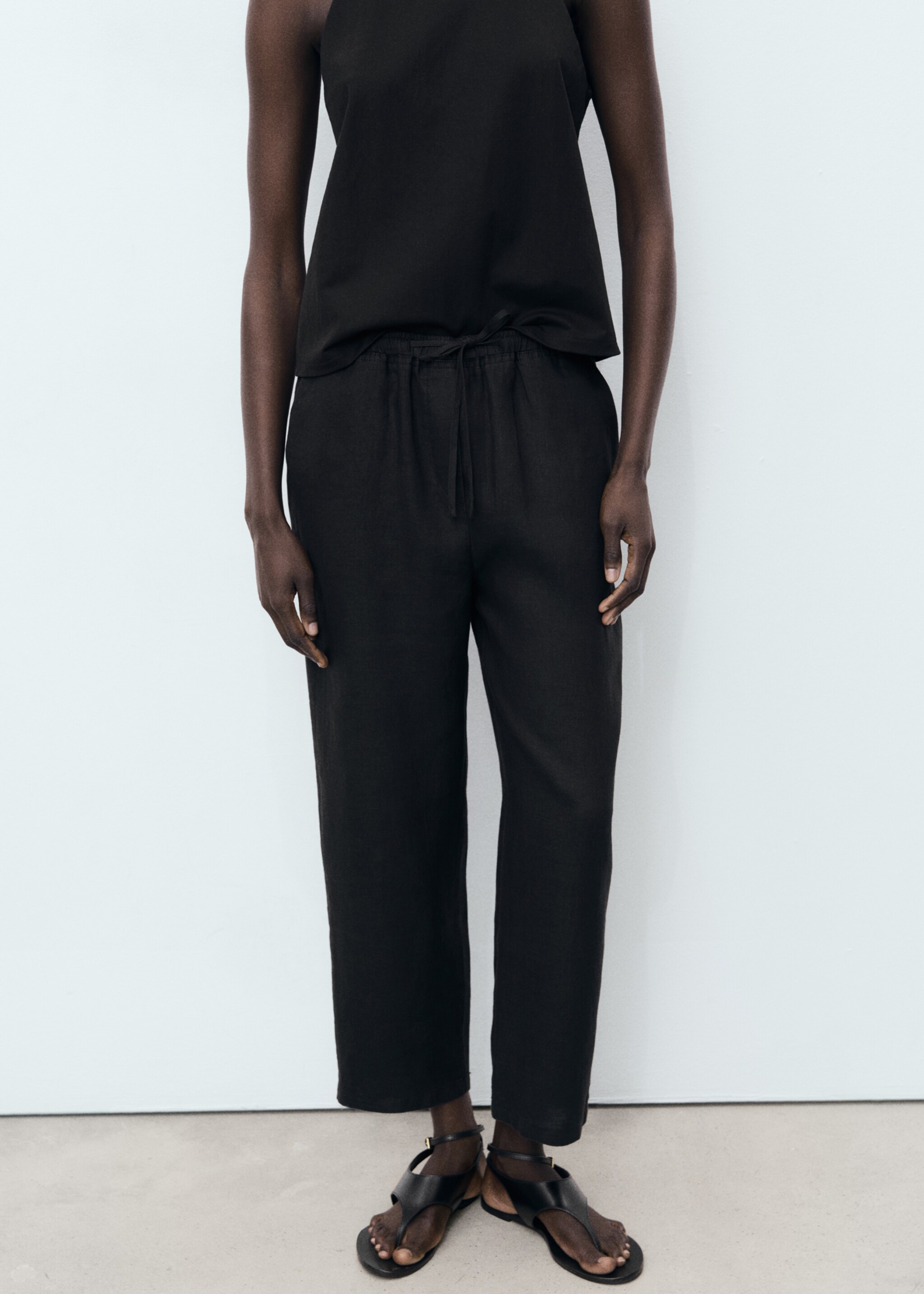 Pantalón lino cordón - Plano medio