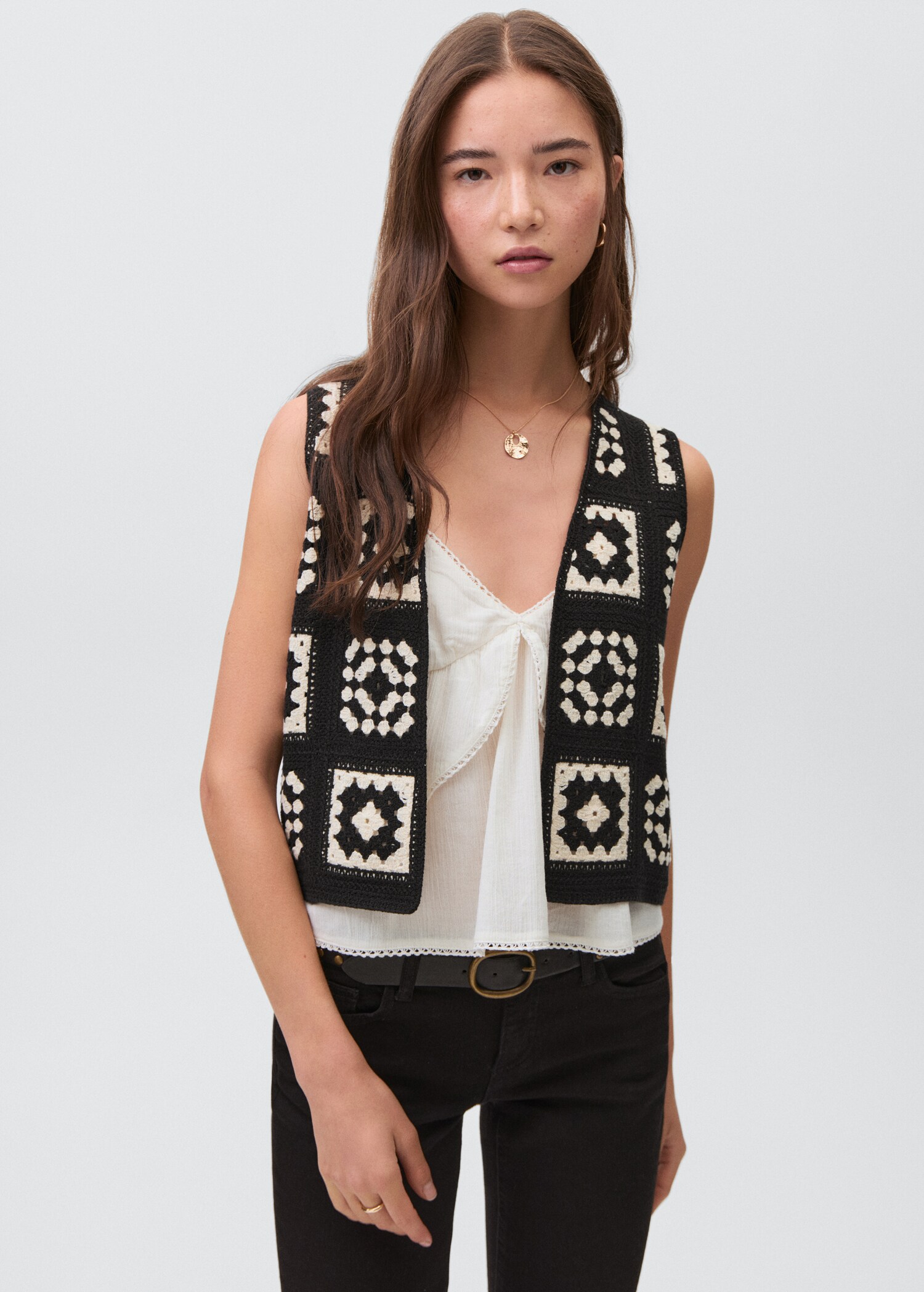 Crochet knitted waistcoat - Medium plane