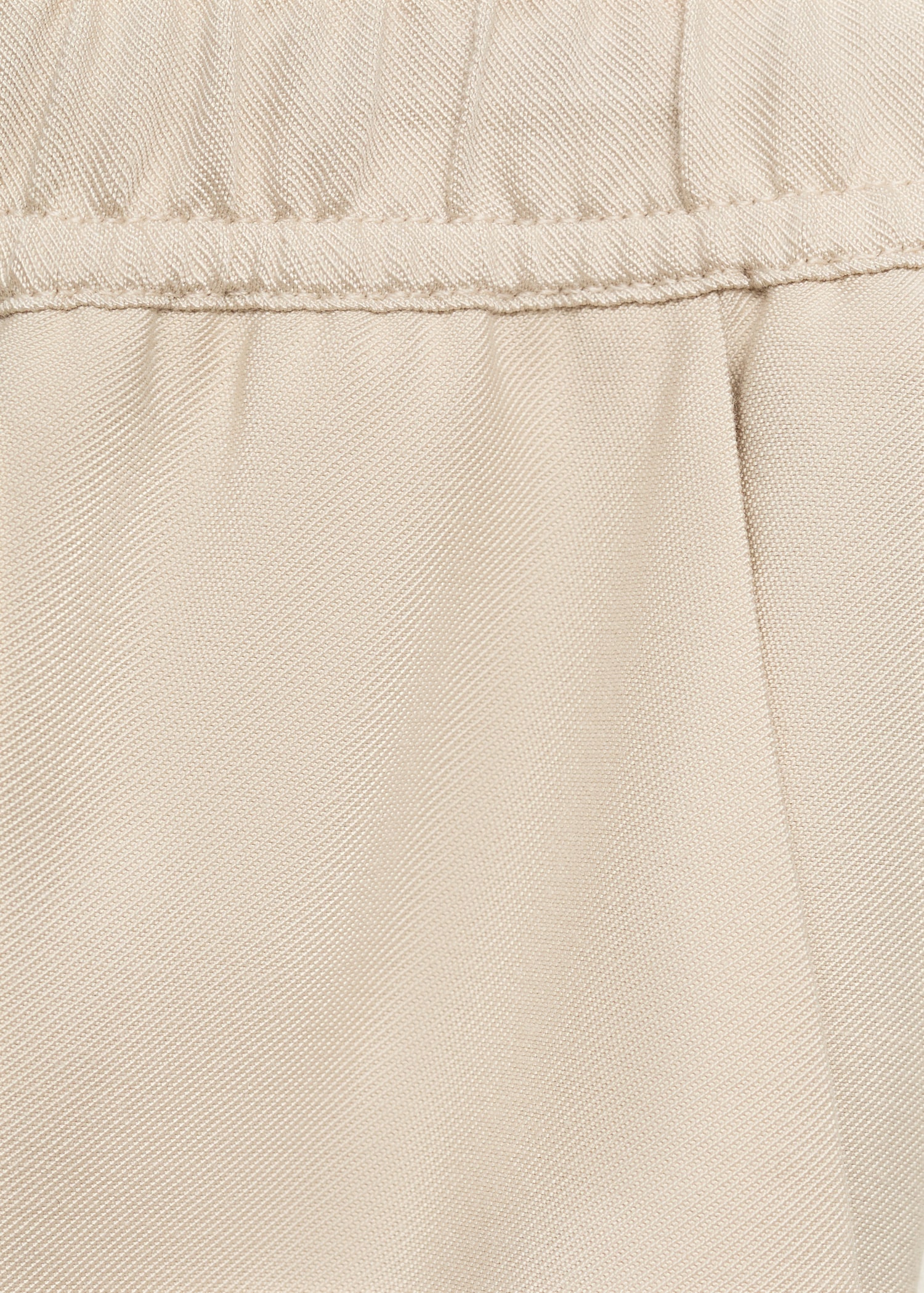 Drawstring flowy trousers - Details of the article 0