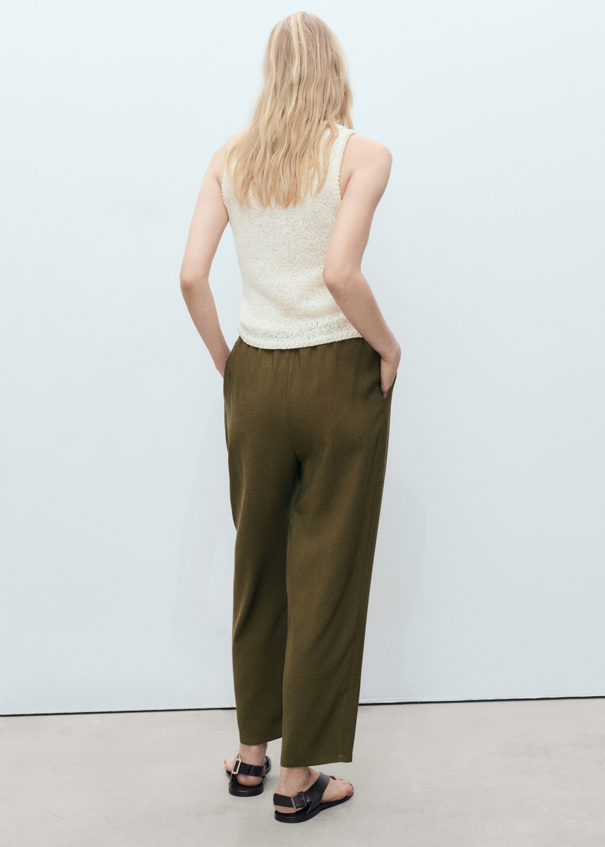 Drawstring flowy trousers - Reverse of the article