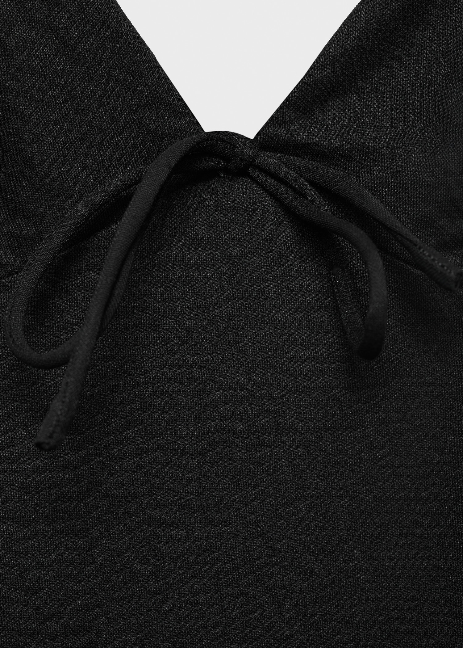 Long dress with bow neckline - Details of the article 0