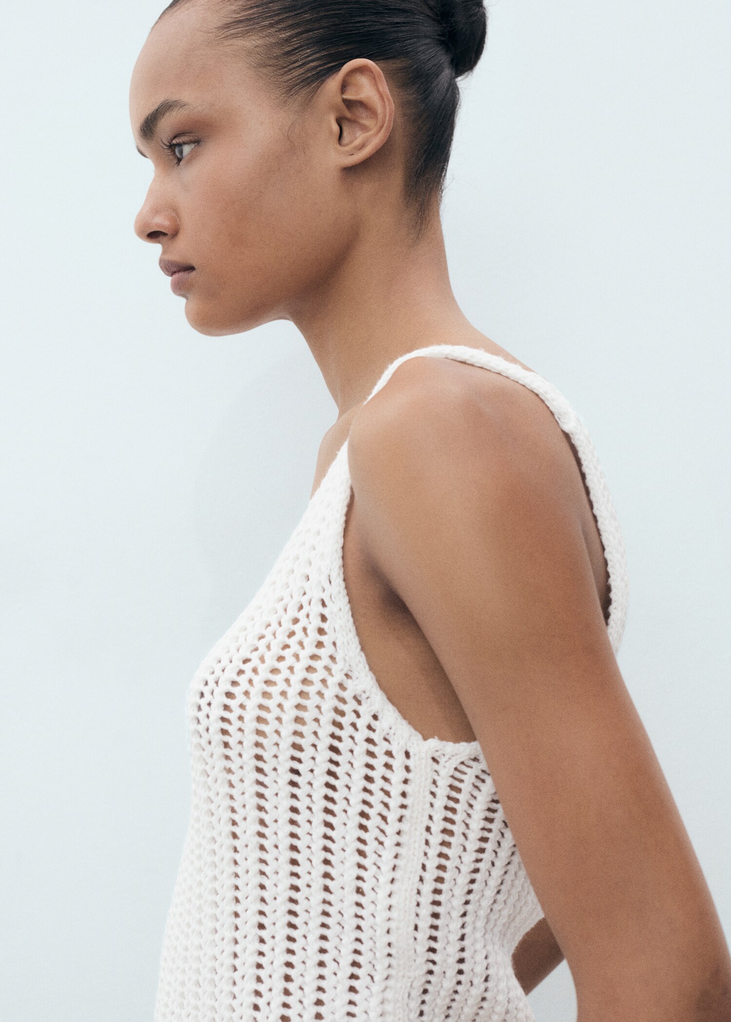 Crochet top with straps - Details of the article 1